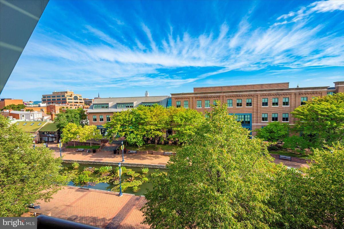 MAXWELL PLACE - Residential Lease