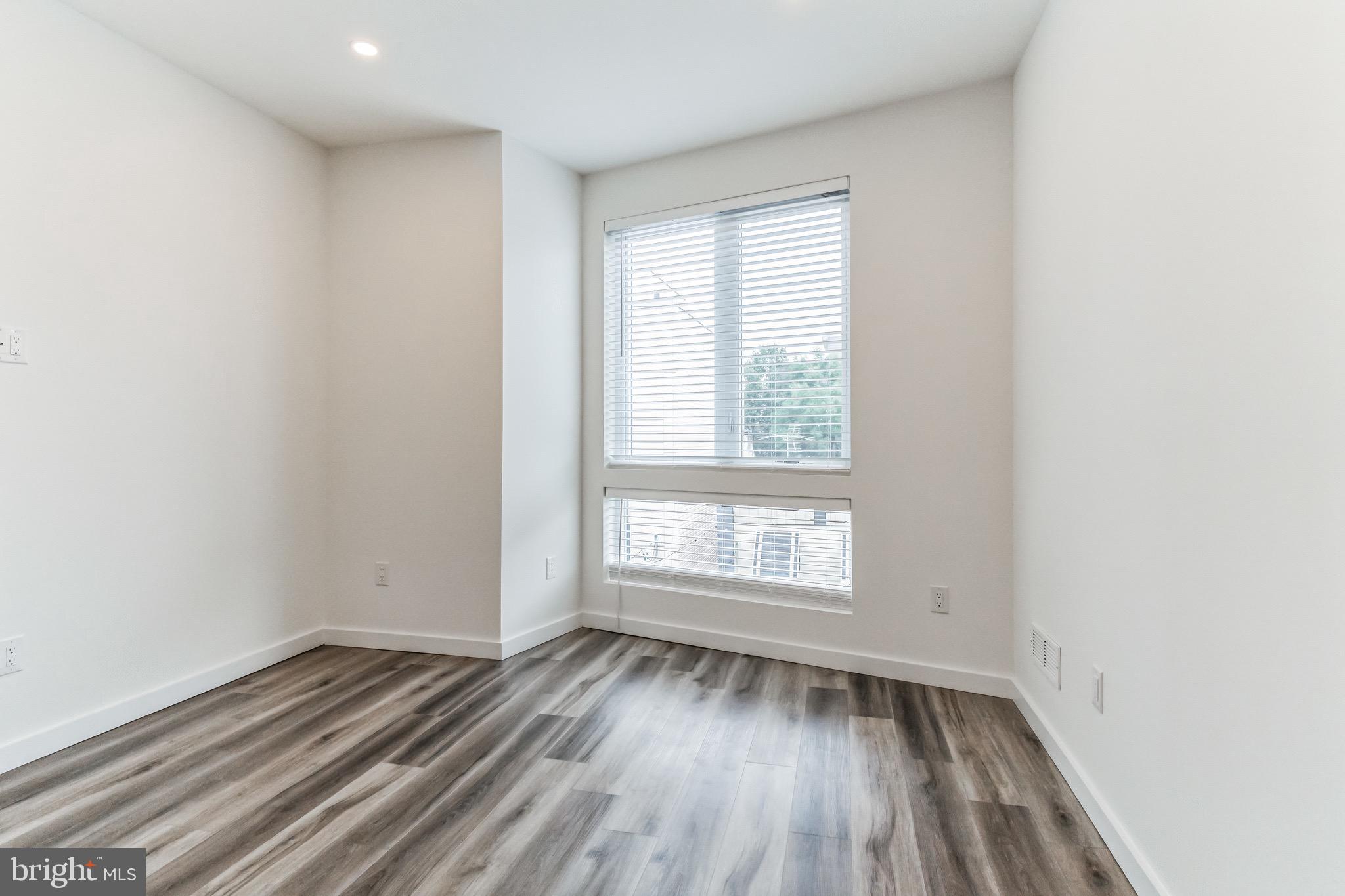EAST PASSYUNK CROSSING - Residential