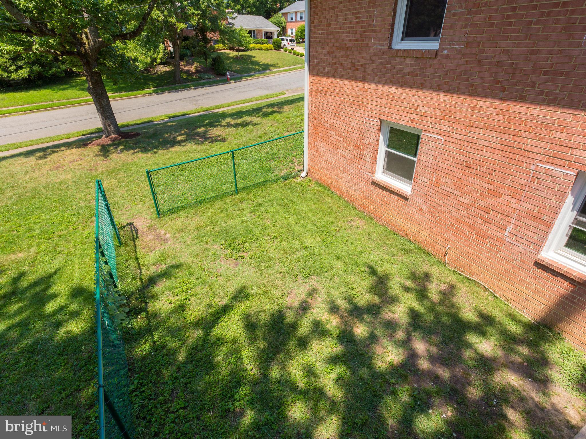 WEST SPRINGFIELD - Residential