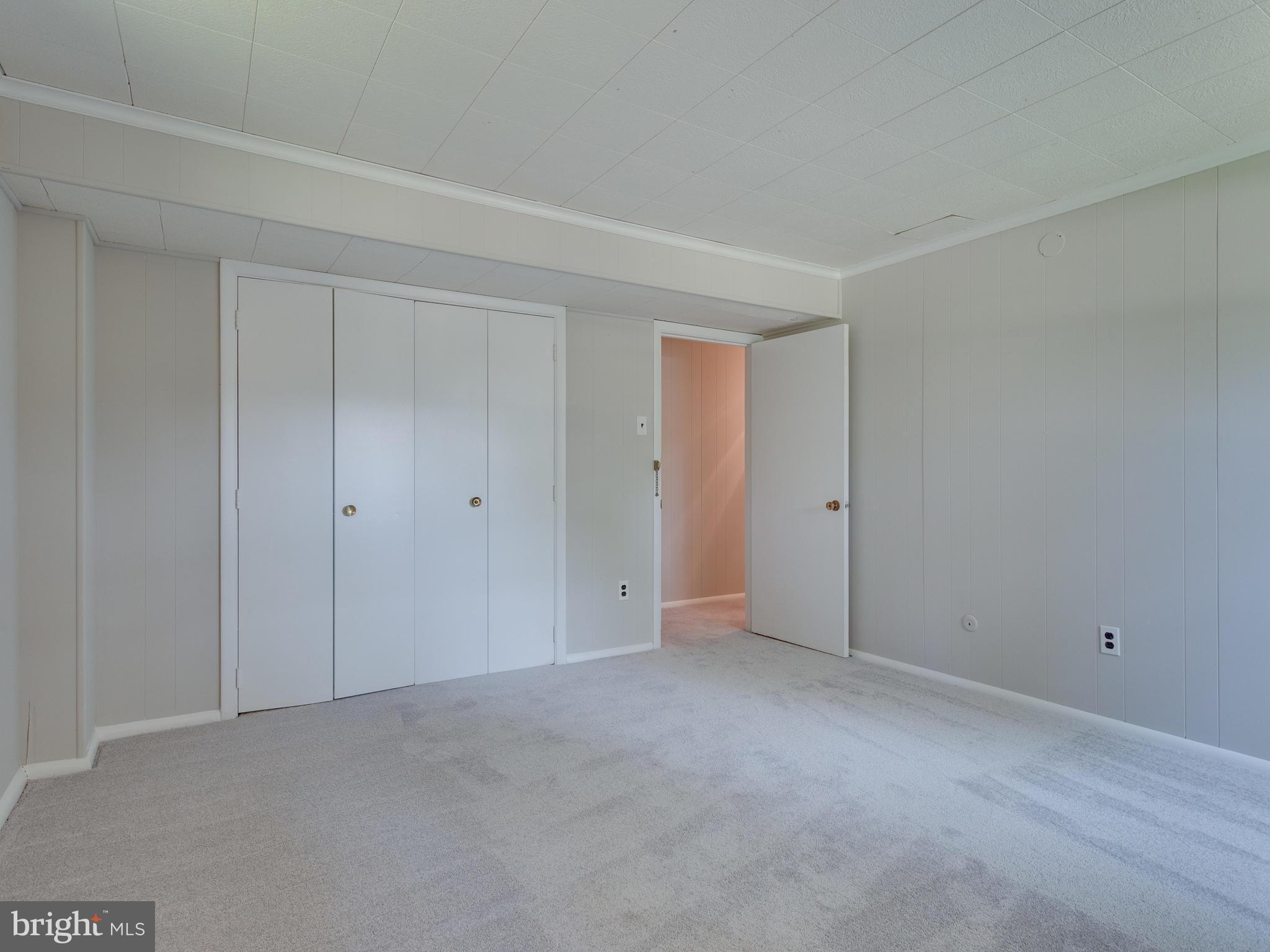 WEST SPRINGFIELD - Residential