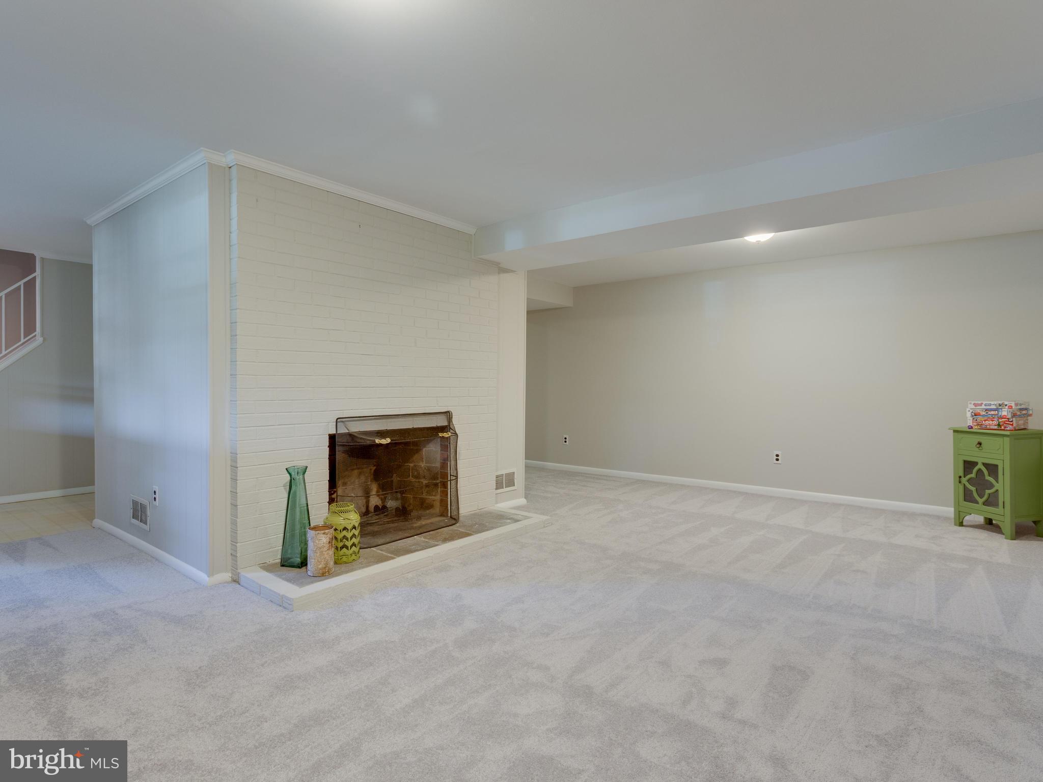 WEST SPRINGFIELD - Residential