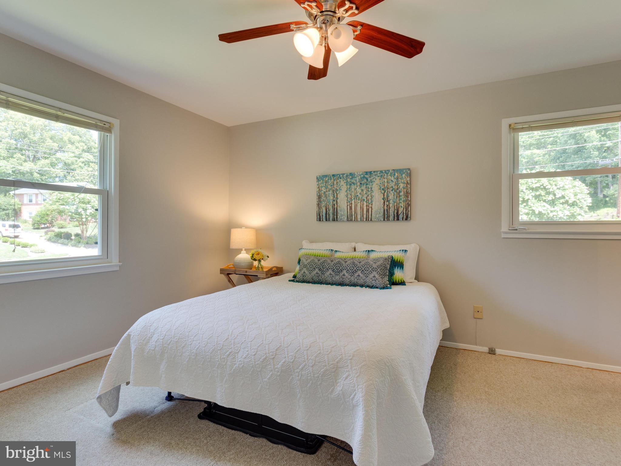 WEST SPRINGFIELD - Residential