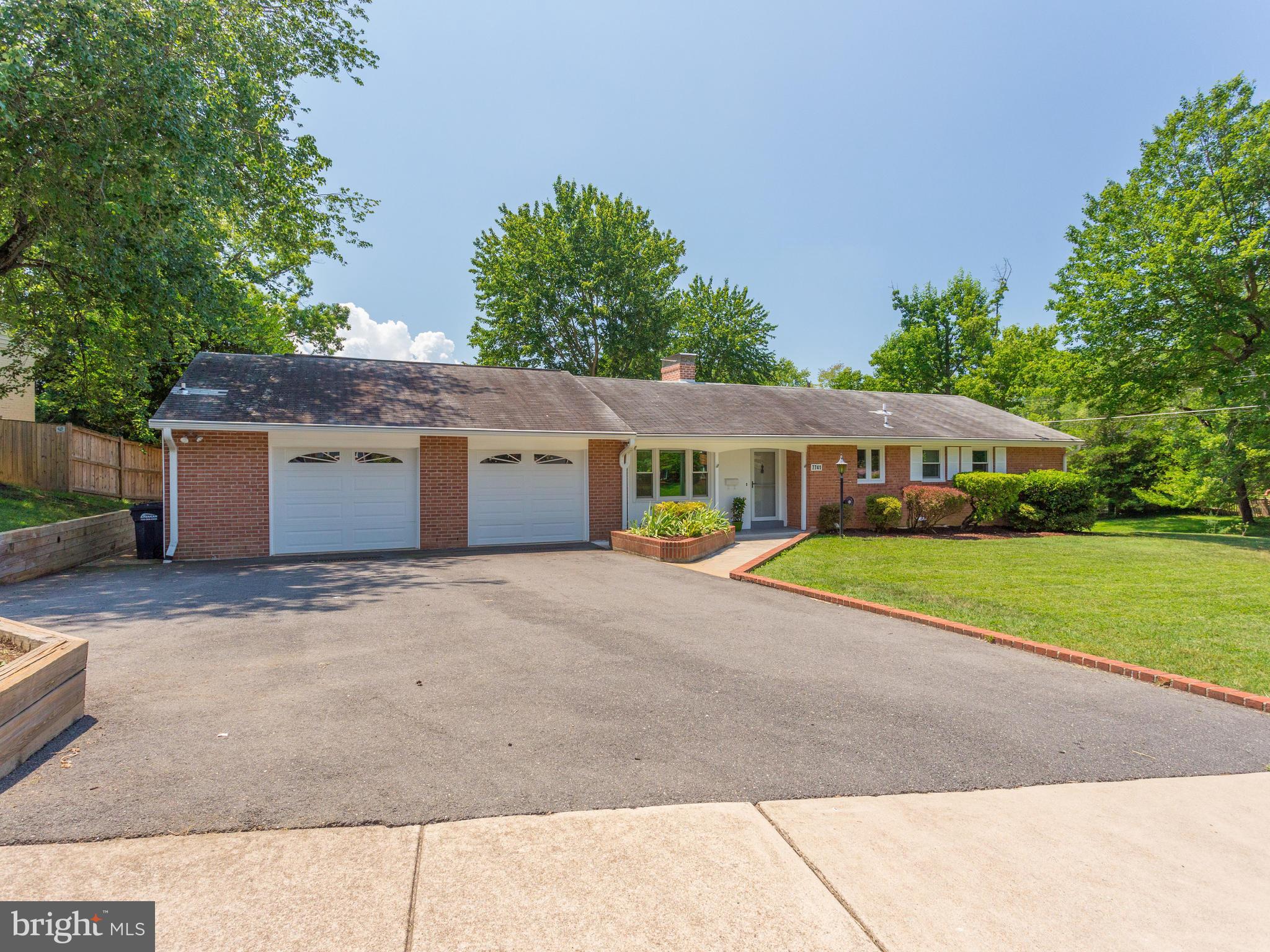 WEST SPRINGFIELD - Residential