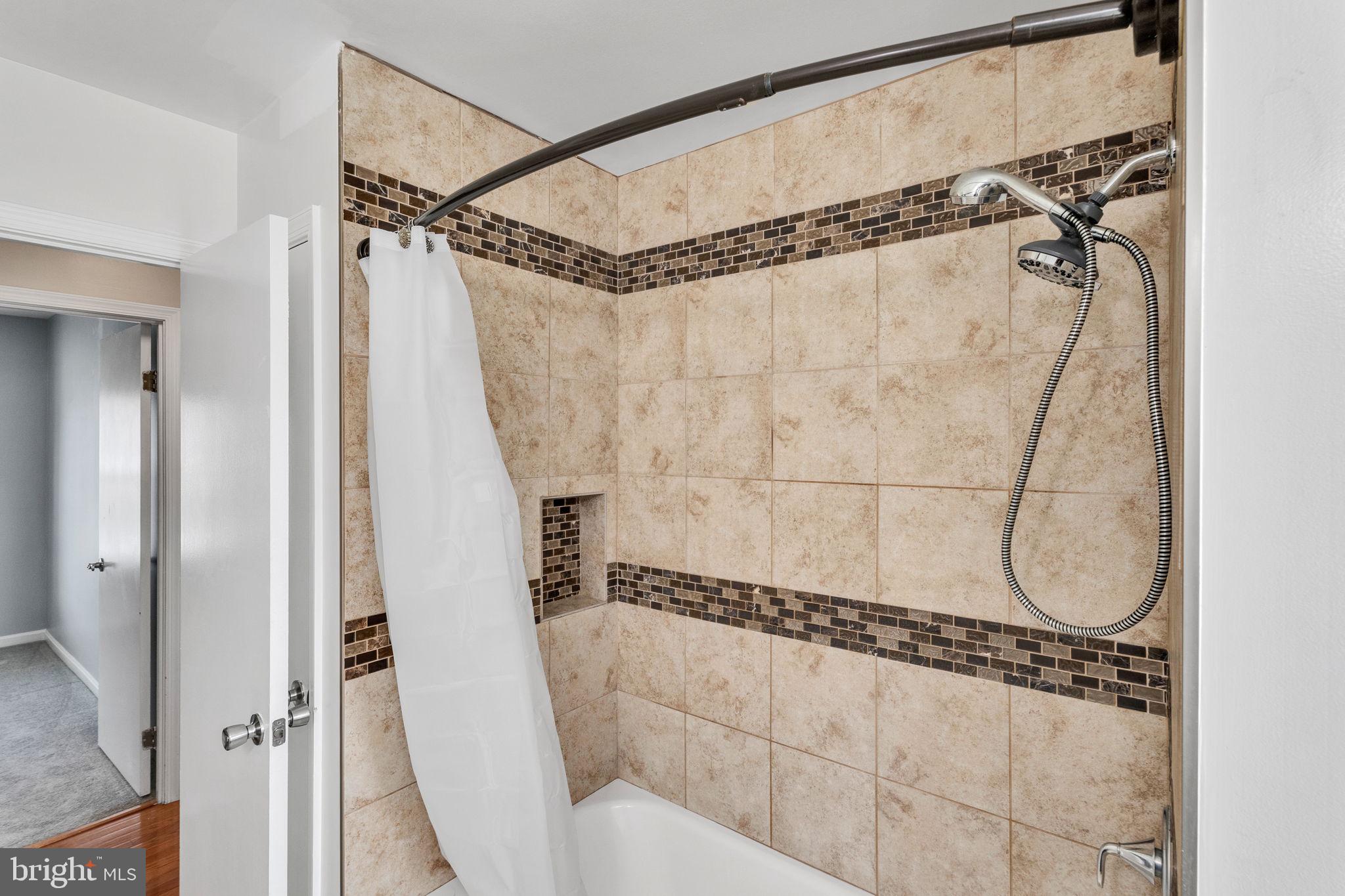 LAUREL BRANCH SUB - Residential