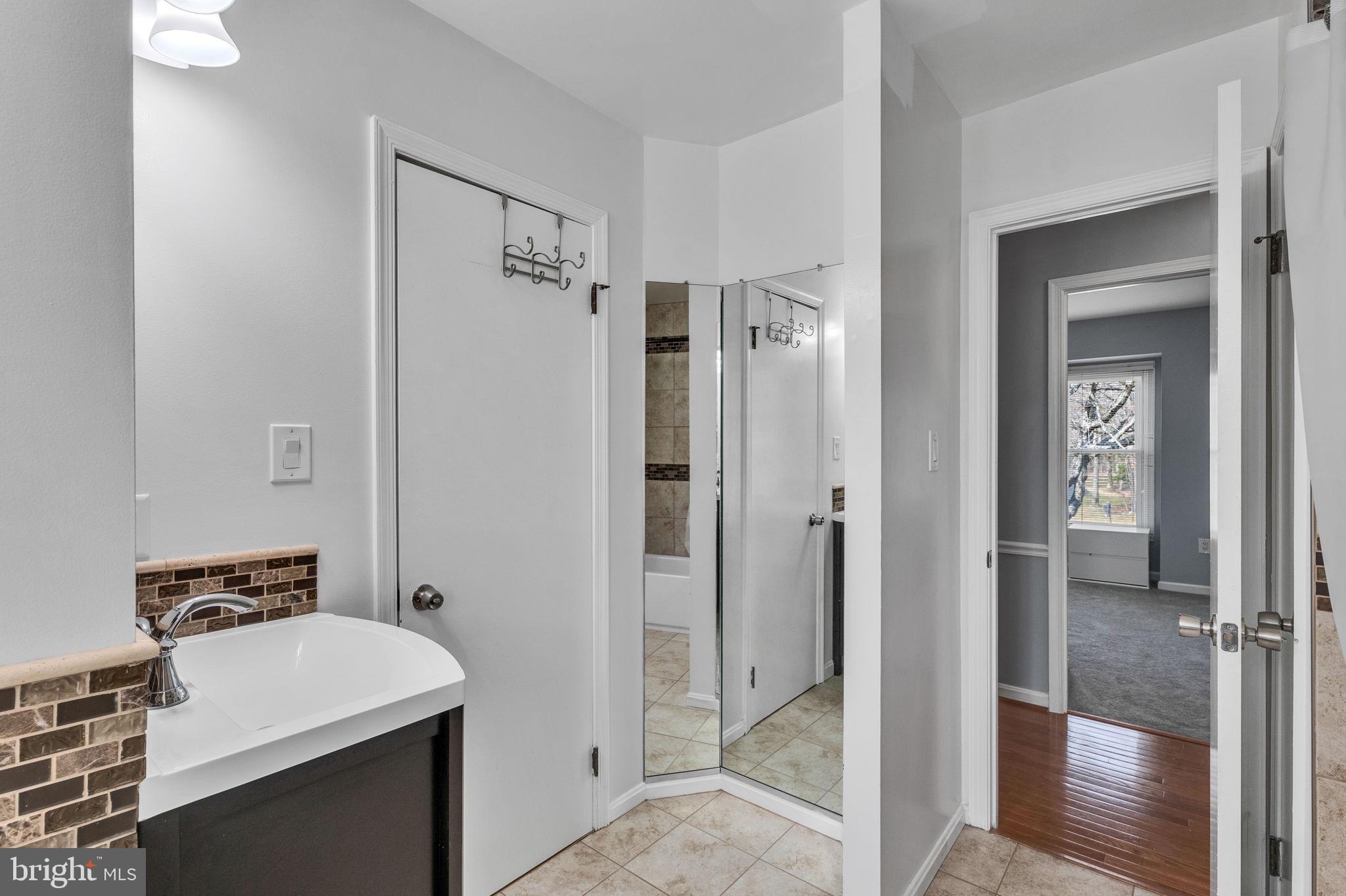 LAUREL BRANCH SUB - Residential