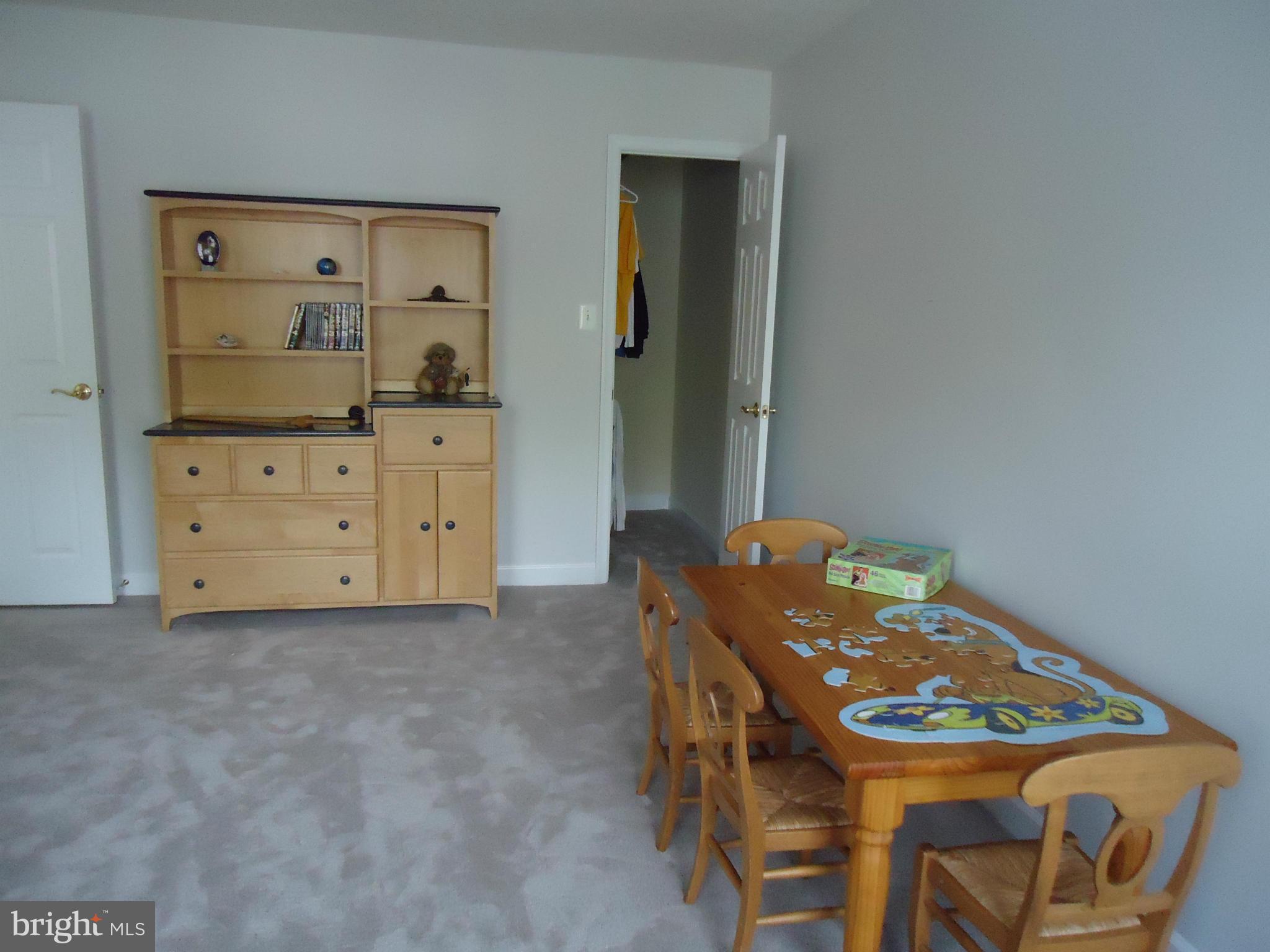 ASHFORD - Residential