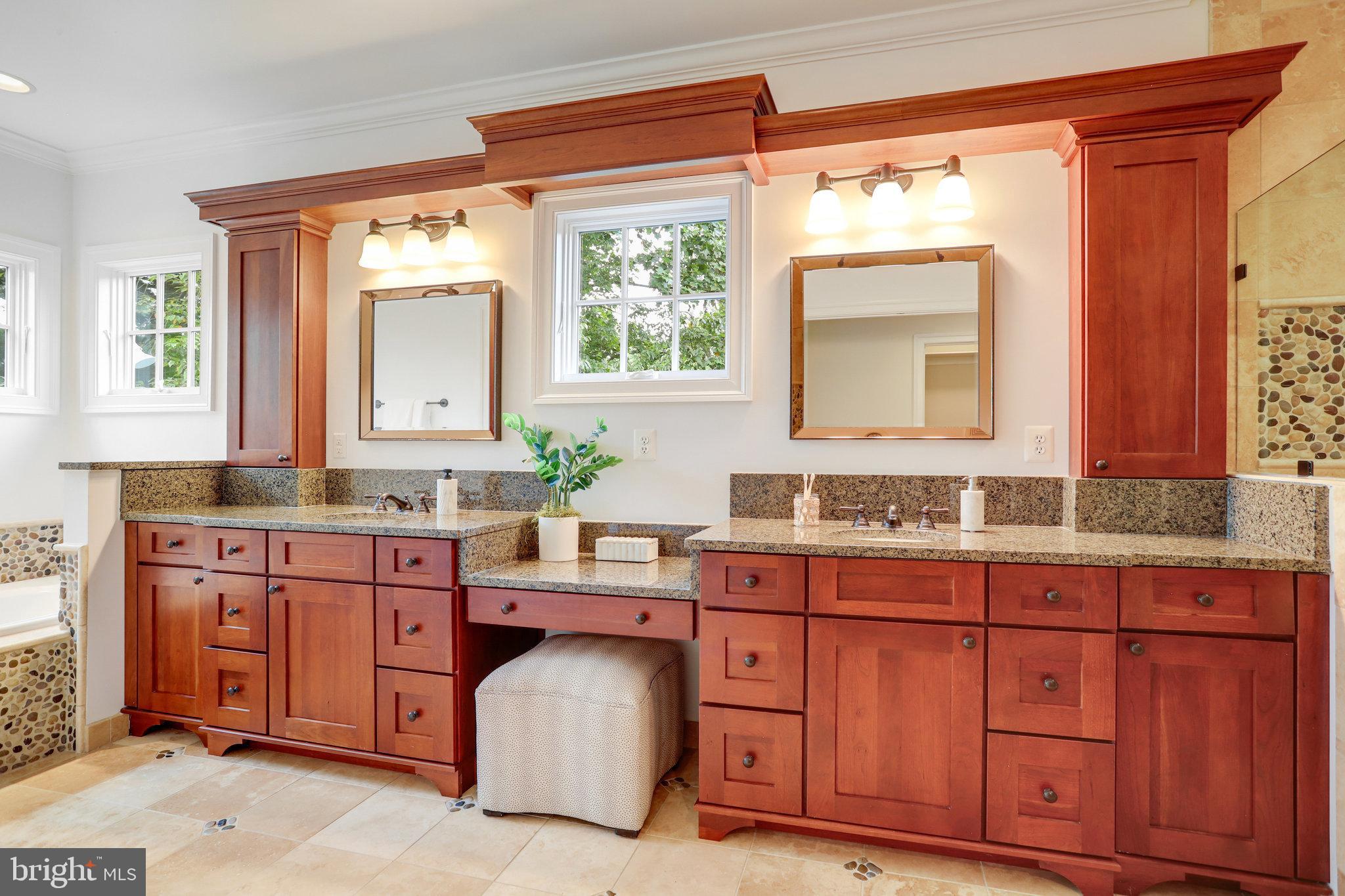 LANDON WOODS - Residential