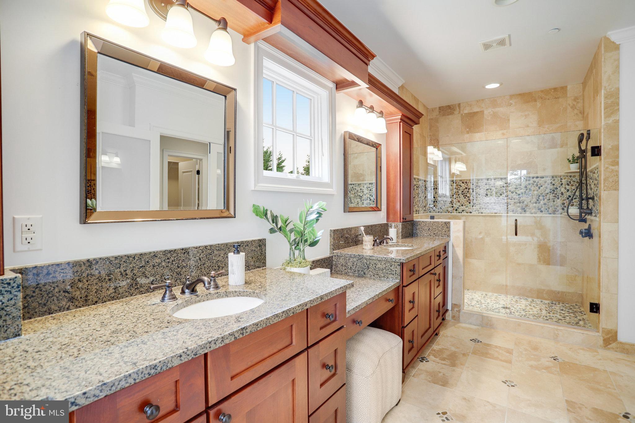 LANDON WOODS - Residential