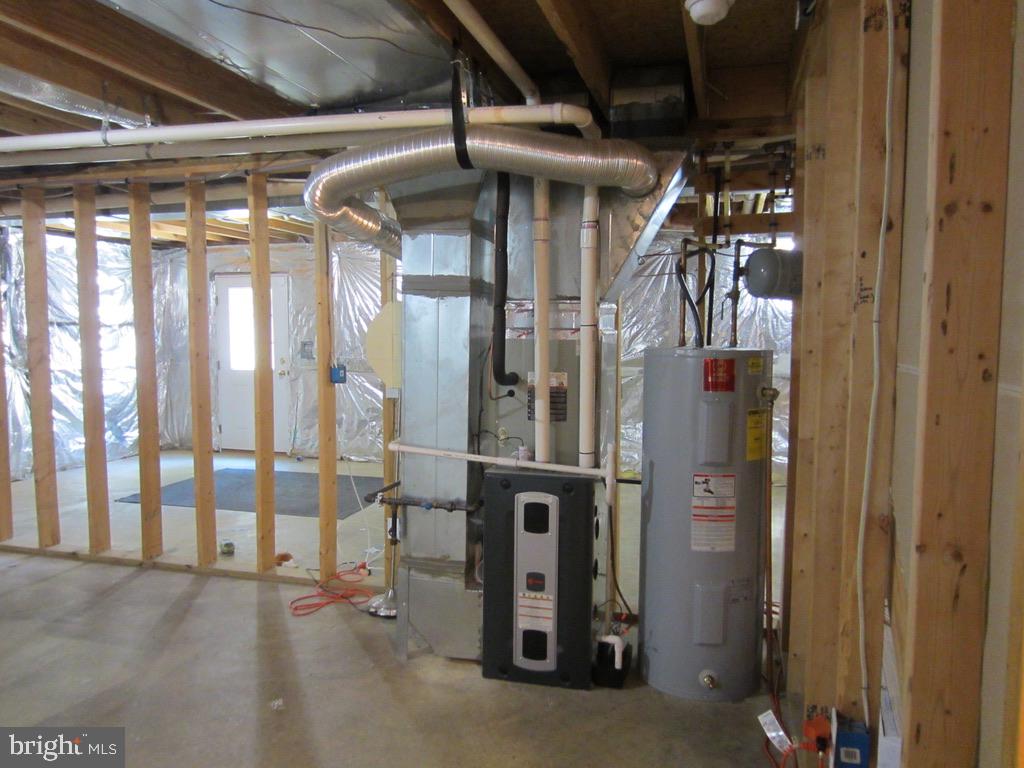 ASHLEY FARMS - Residential