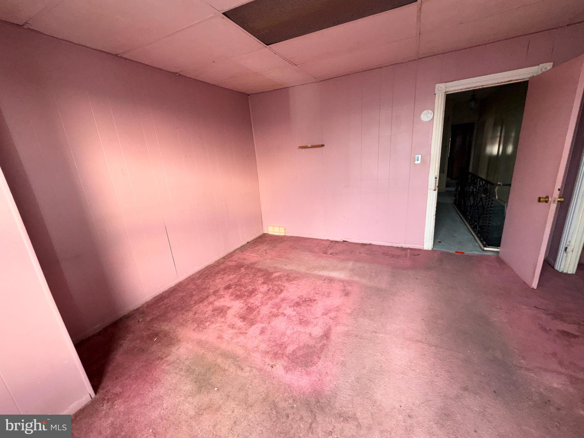 PHILADELPHIA (WEST) - Residential