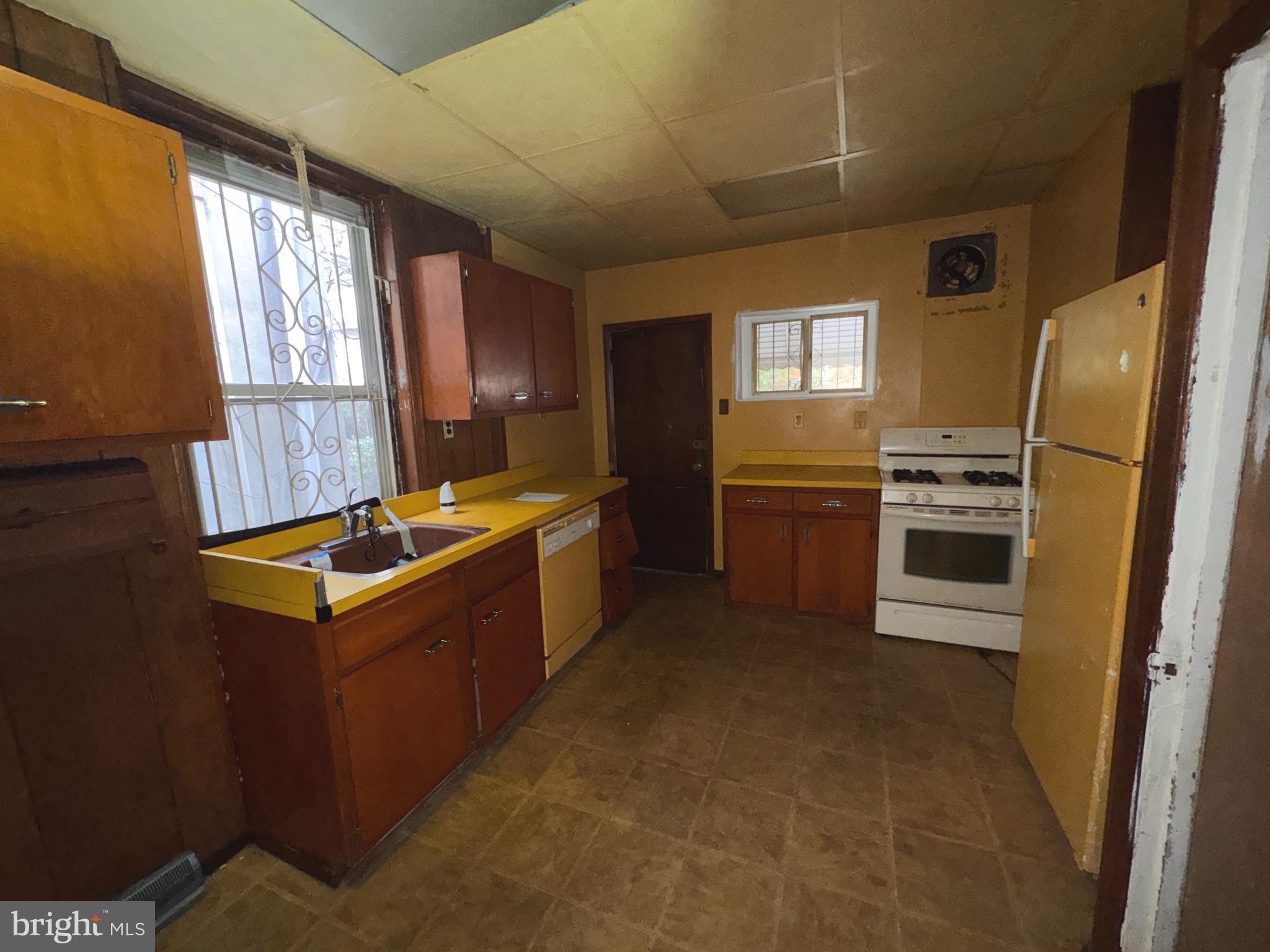 PHILADELPHIA (WEST) - Residential