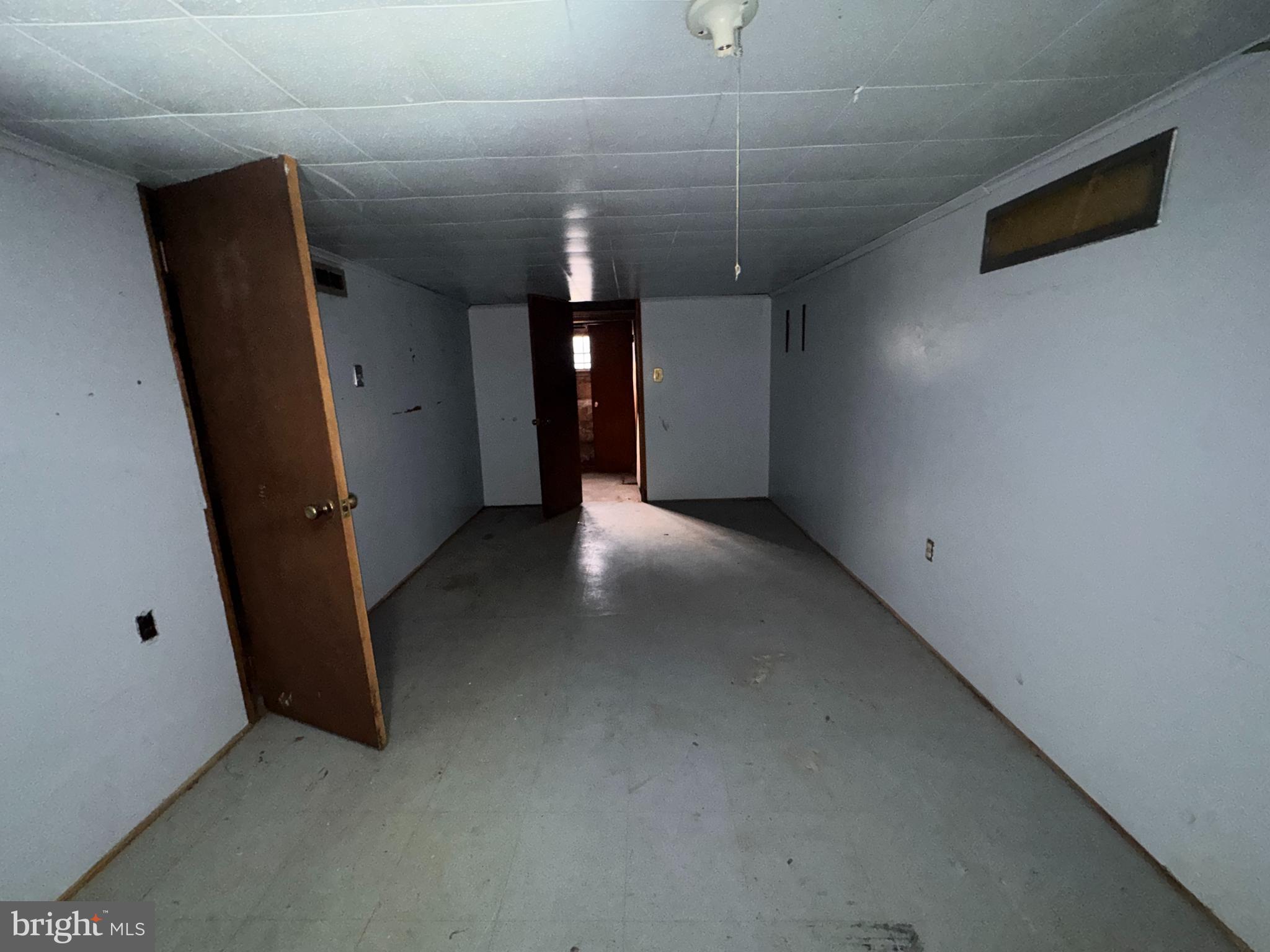 PHILADELPHIA (WEST) - Residential