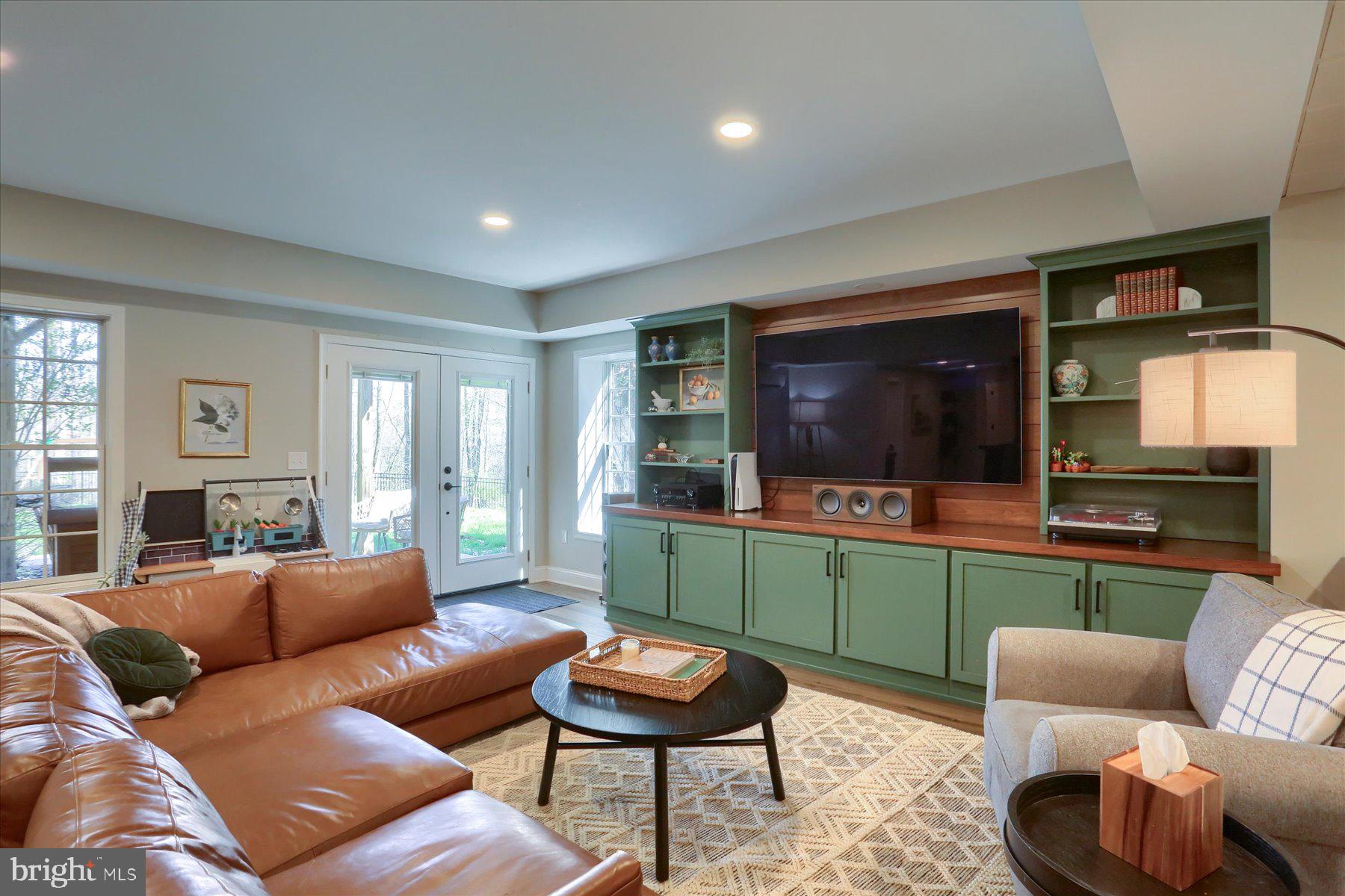 ESTATES OF FOREST RIDGE - Residential