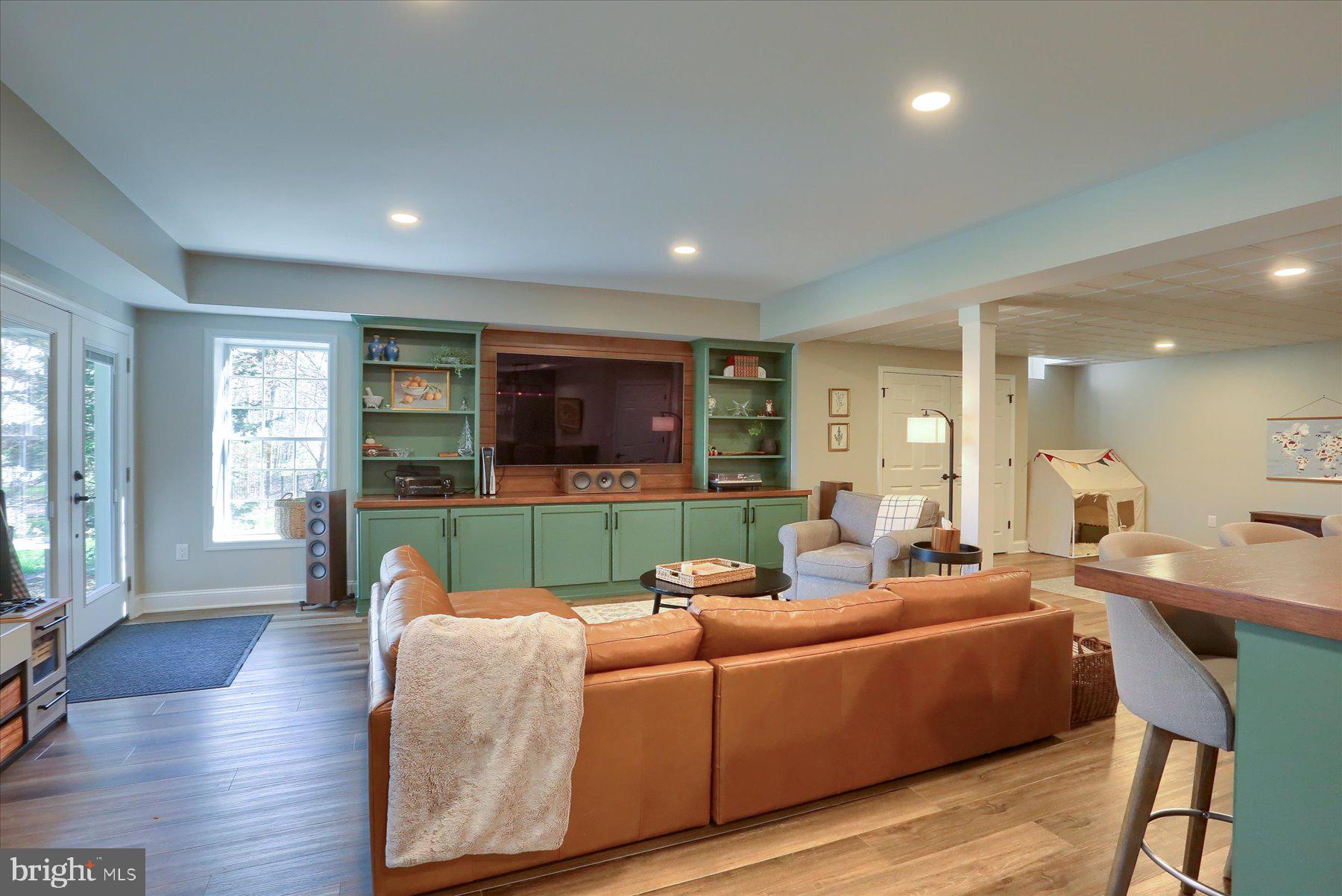 ESTATES OF FOREST RIDGE - Residential