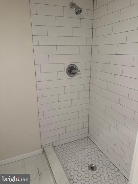 LAKE RIDGE - Residential Lease