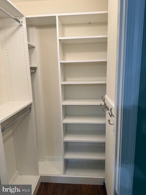 LAKE RIDGE - Residential Lease