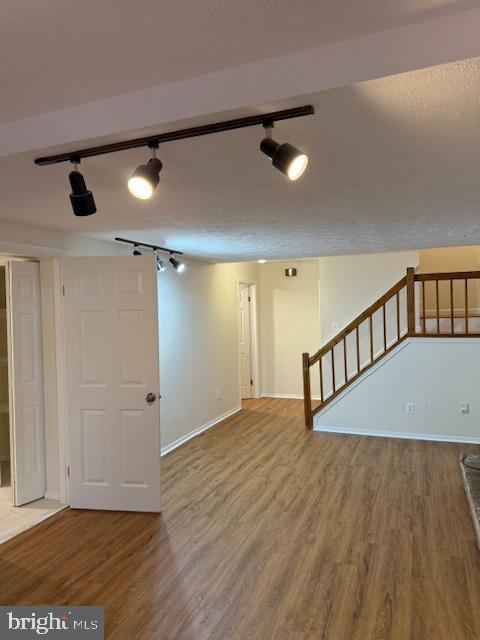 LAKE RIDGE - Residential Lease