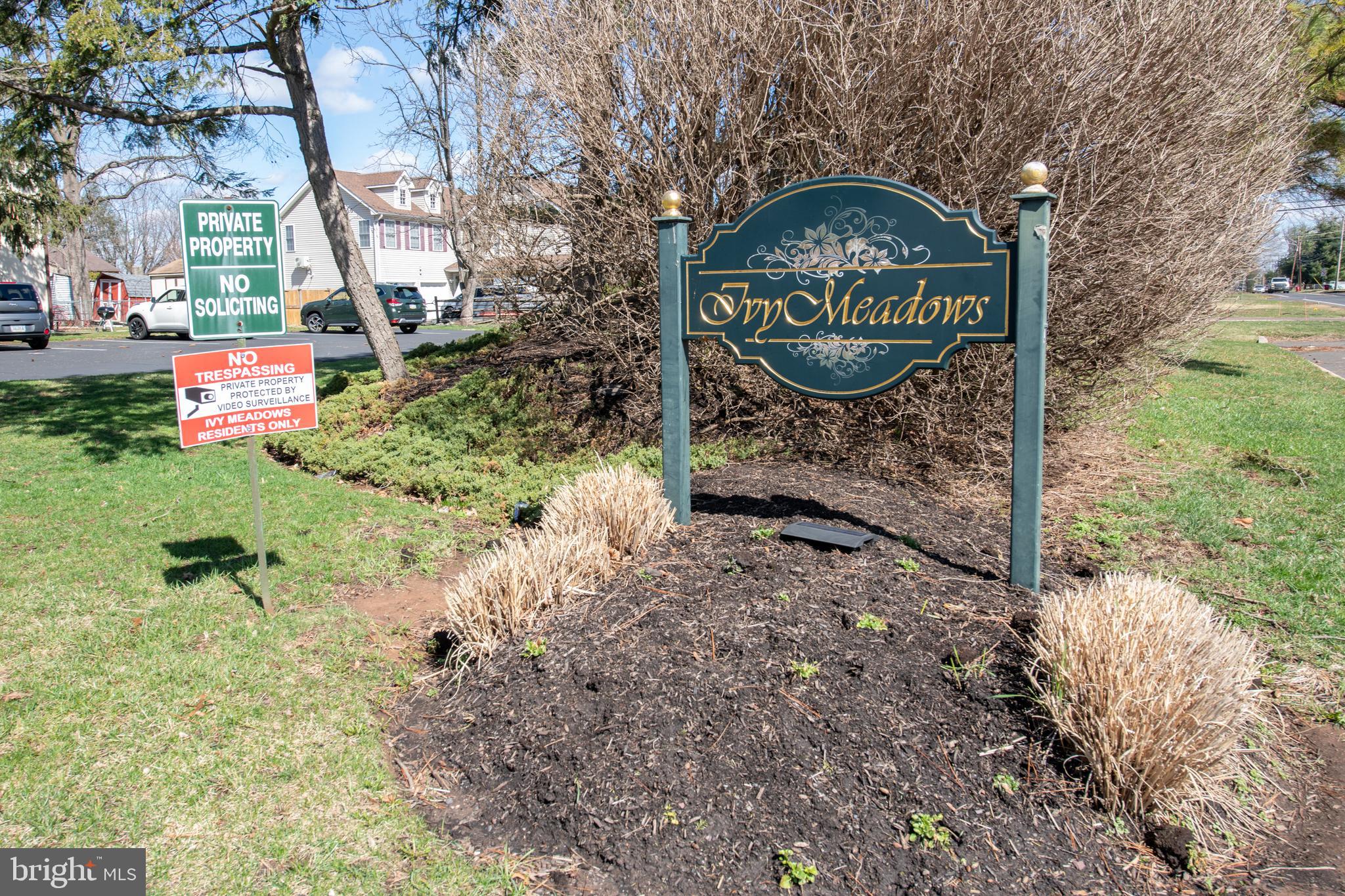 IVY MEADOWS - Residential