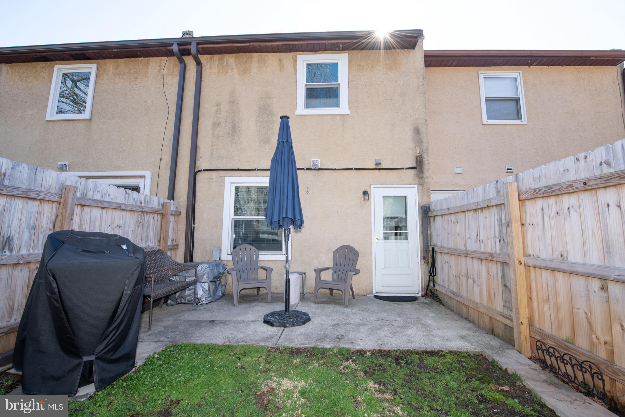 IVY MEADOWS - Residential