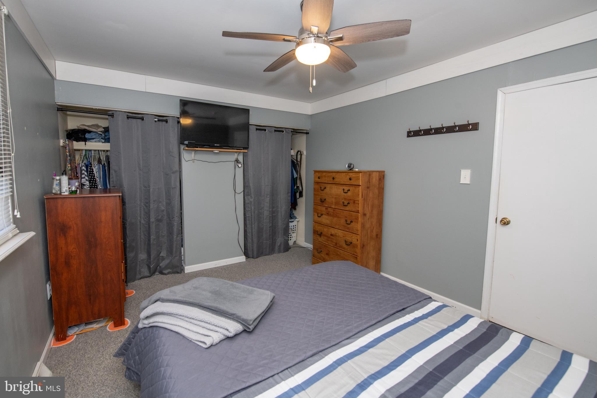 IVY MEADOWS - Residential