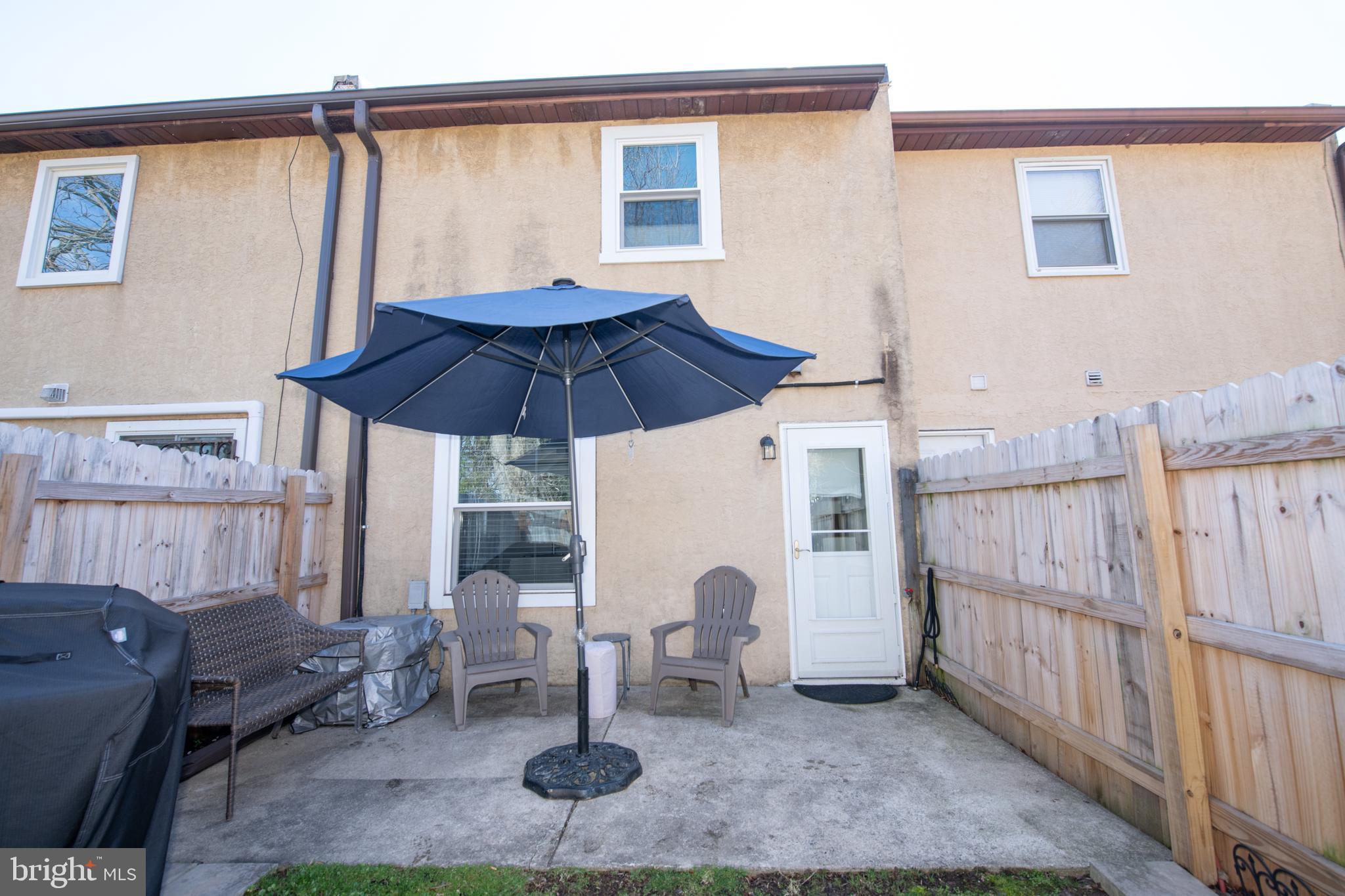 IVY MEADOWS - Residential