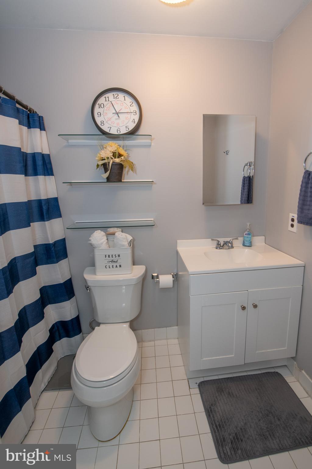 IVY MEADOWS - Residential