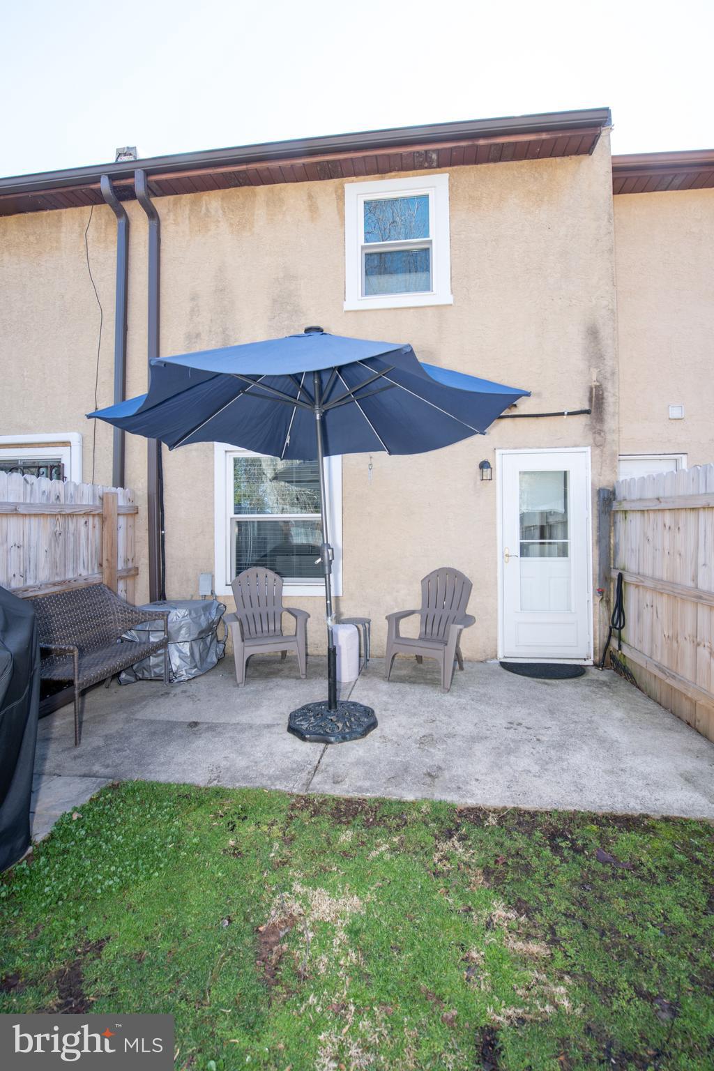 IVY MEADOWS - Residential