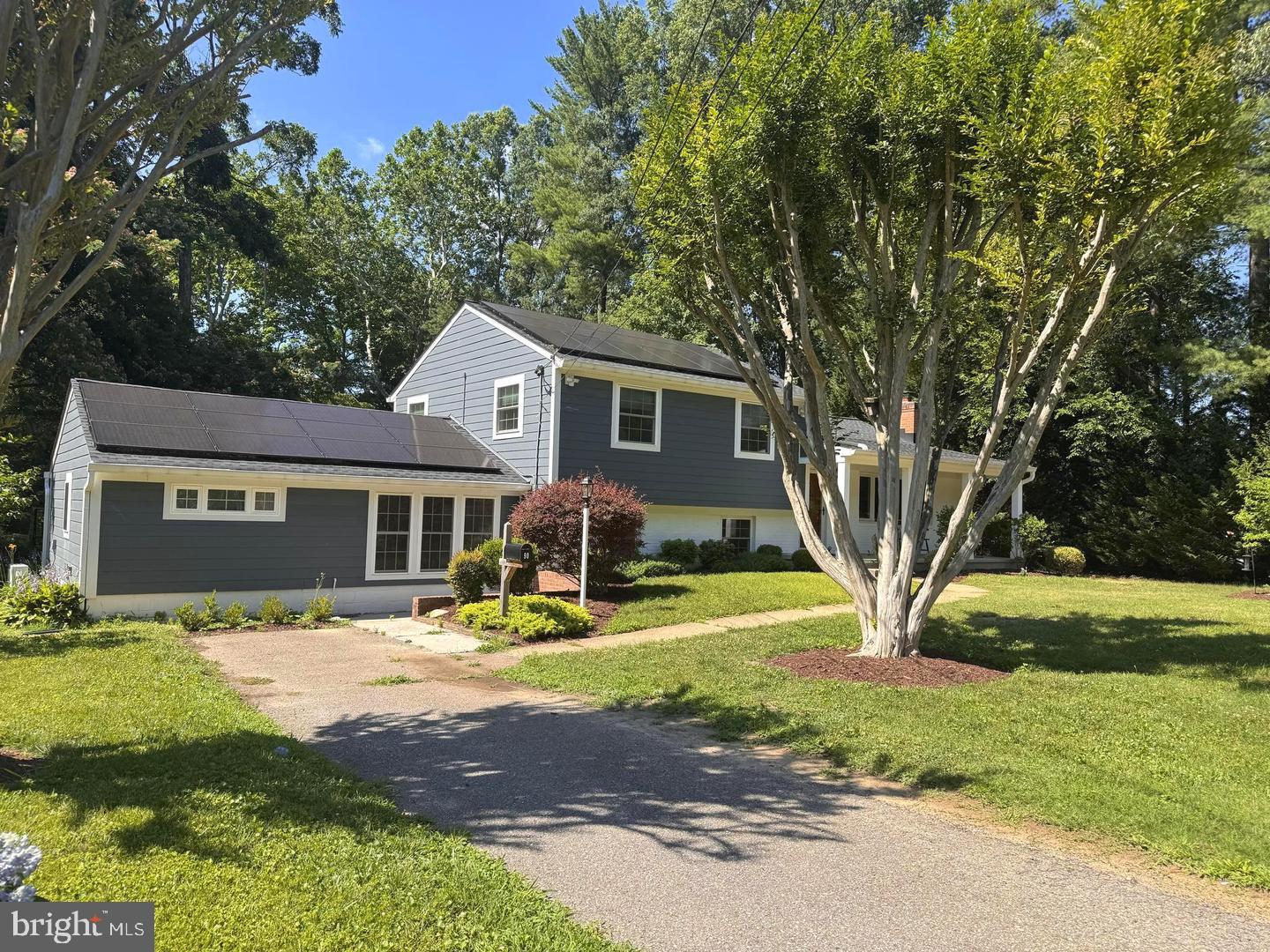 90 AVONDALE CIRCLE