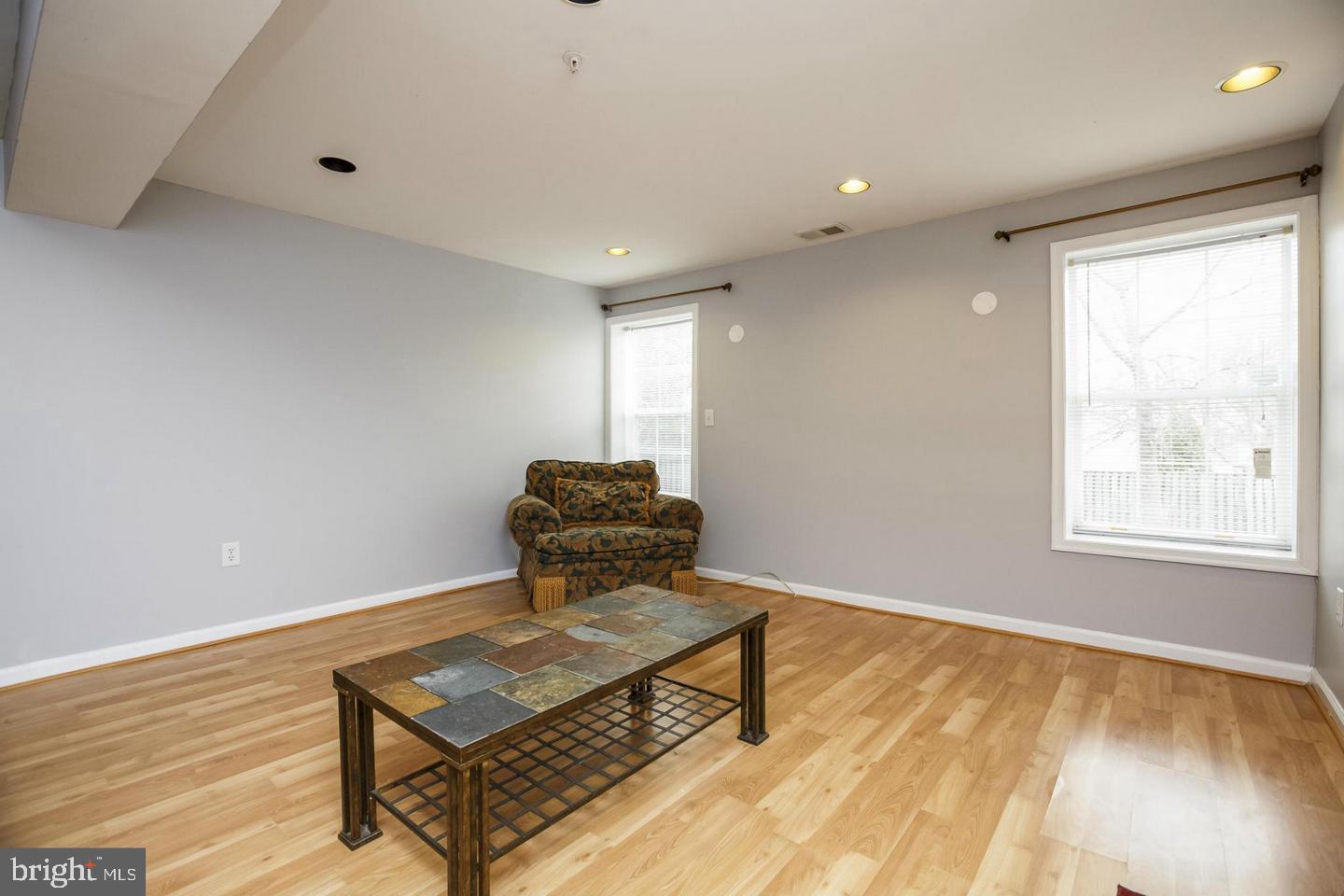 HOLLY HILL FARM - Residential Lease