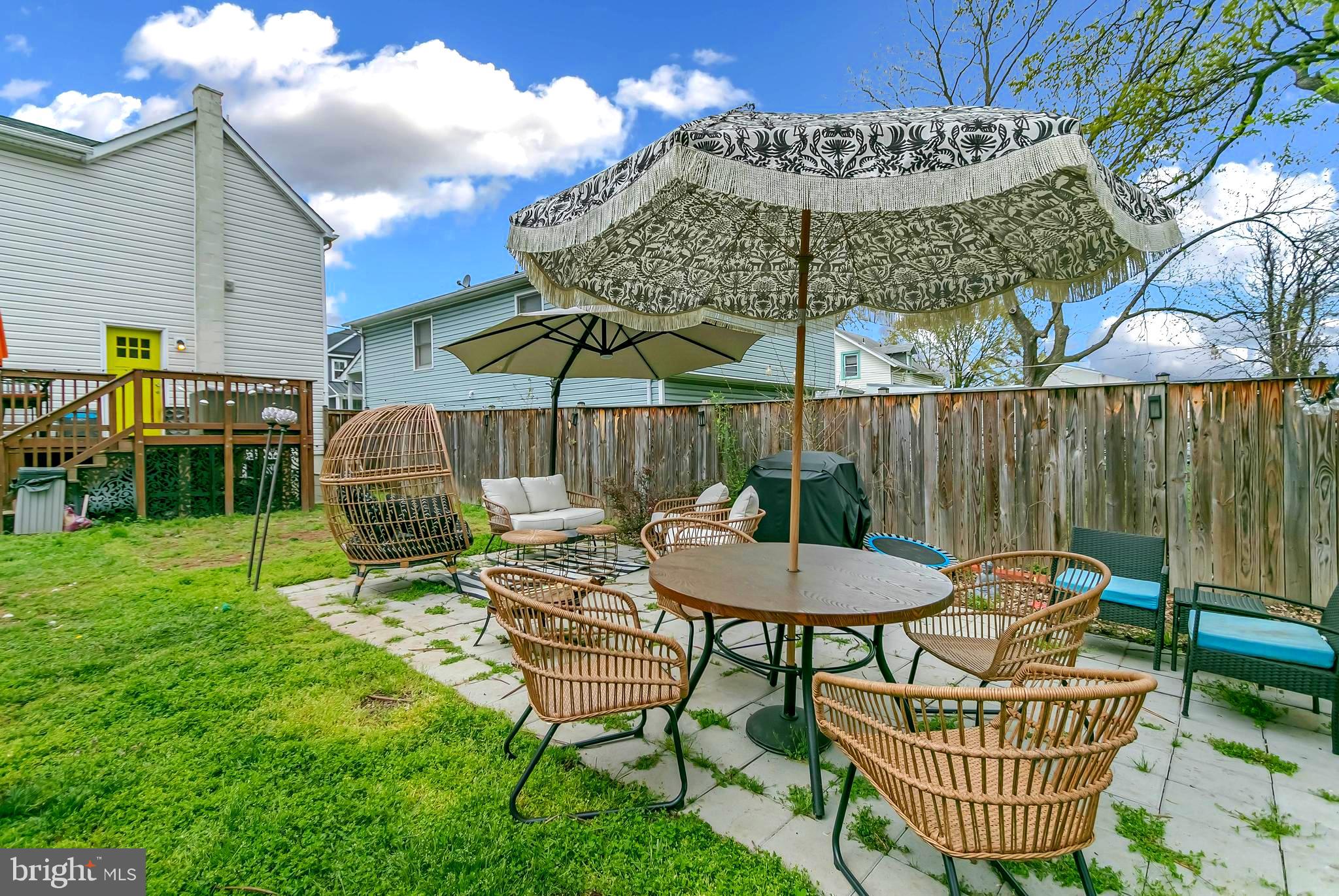 BRENTWOOD - Residential