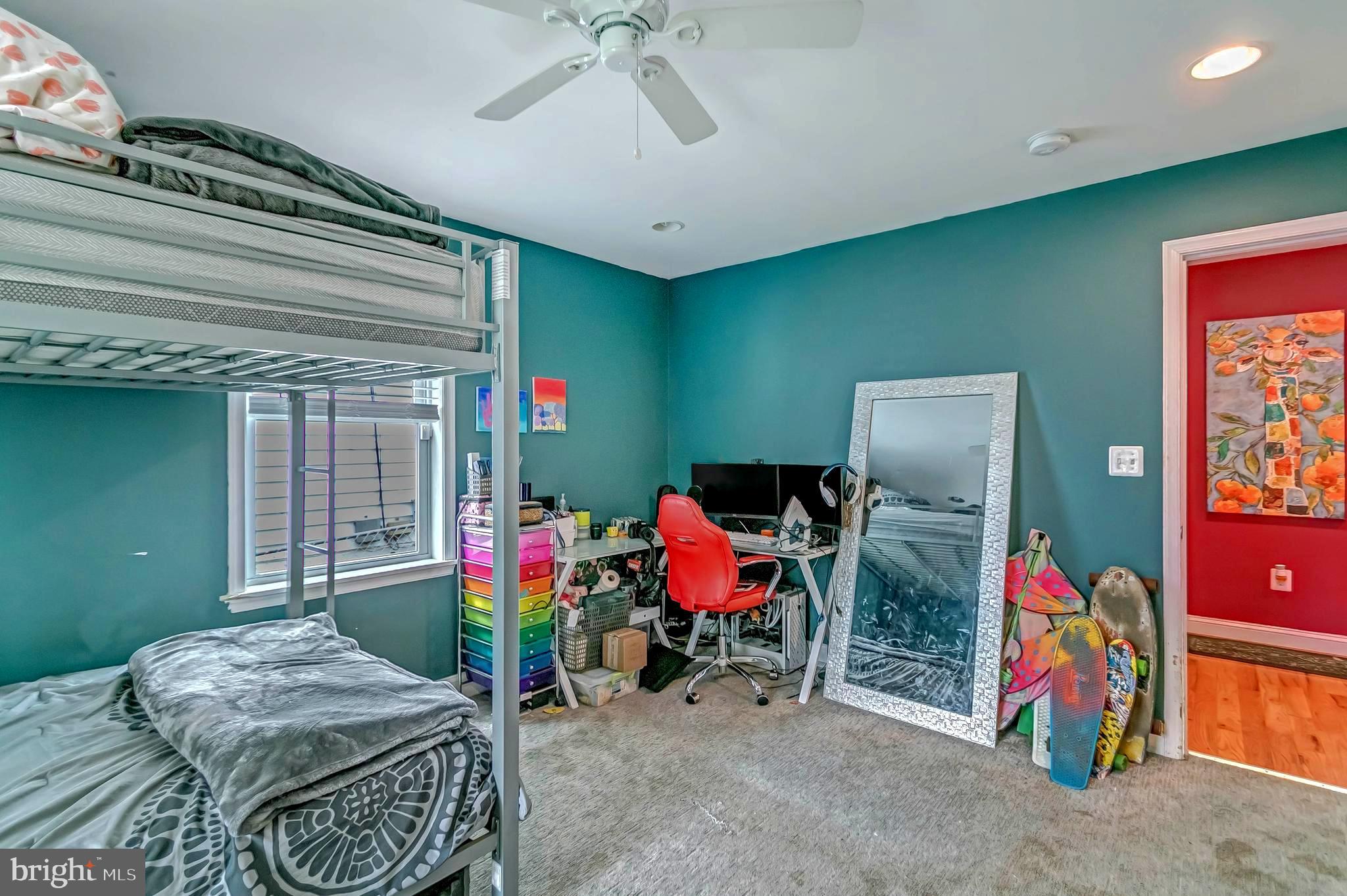 BRENTWOOD - Residential