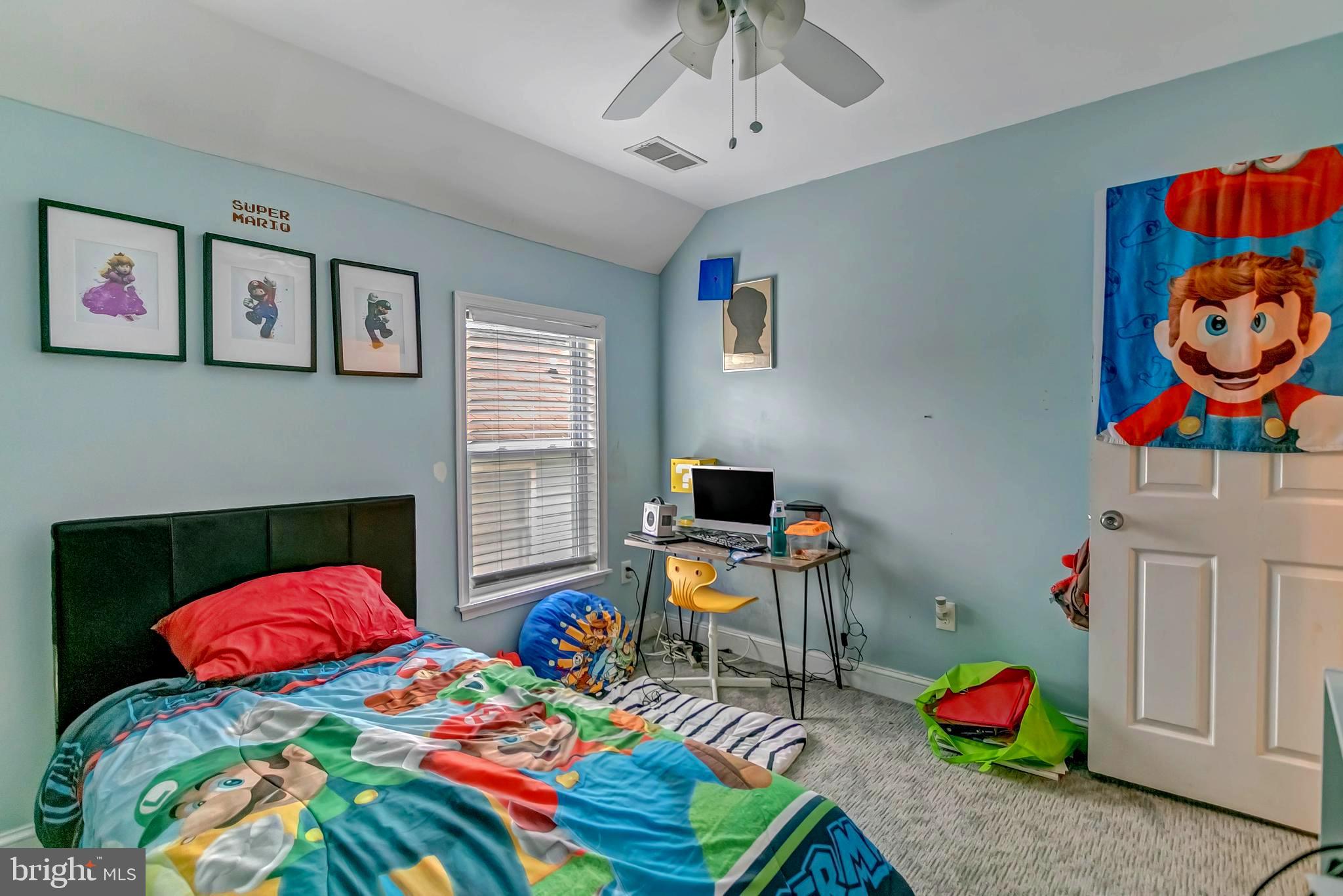 BRENTWOOD - Residential