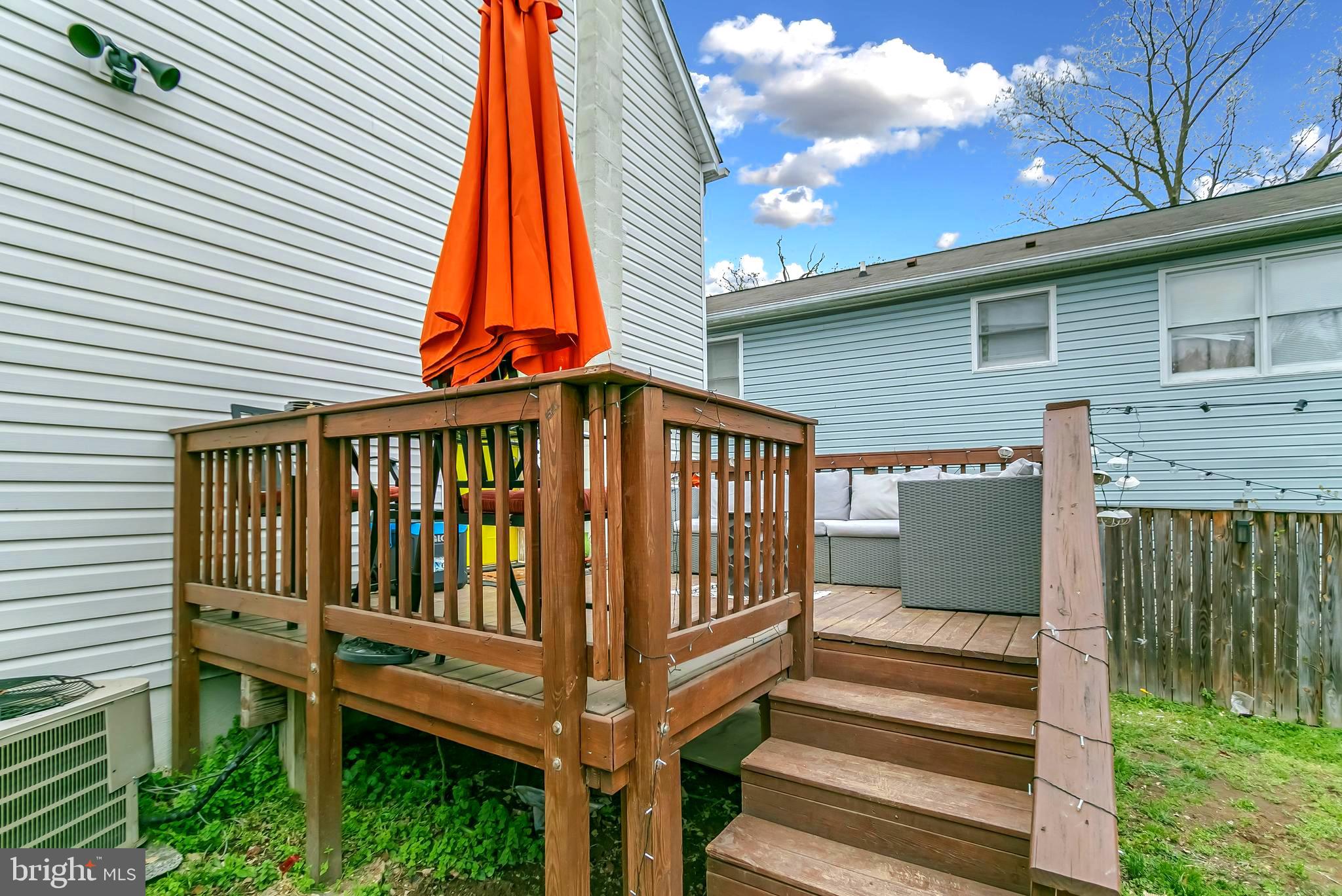 BRENTWOOD - Residential