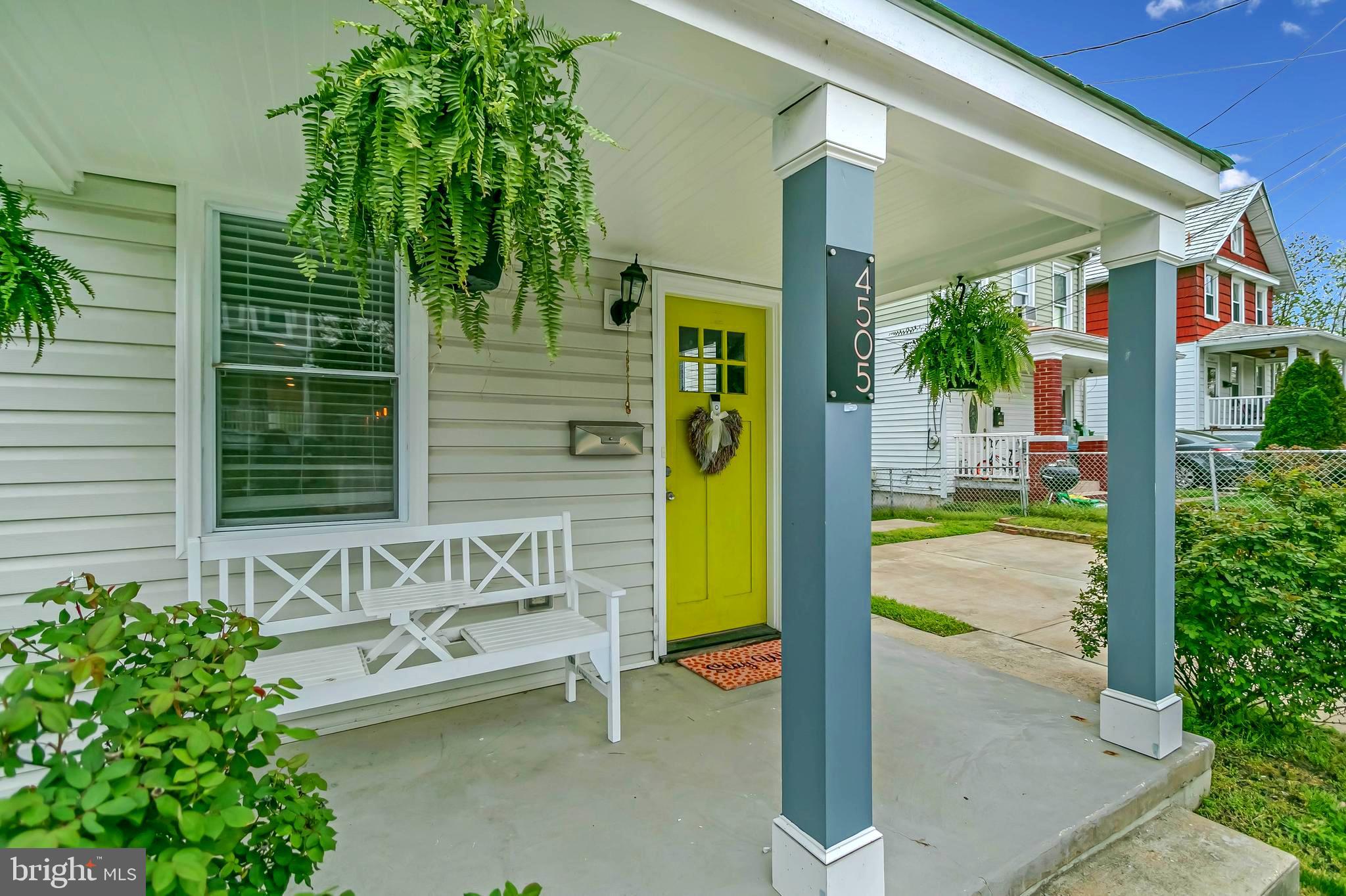 BRENTWOOD - Residential