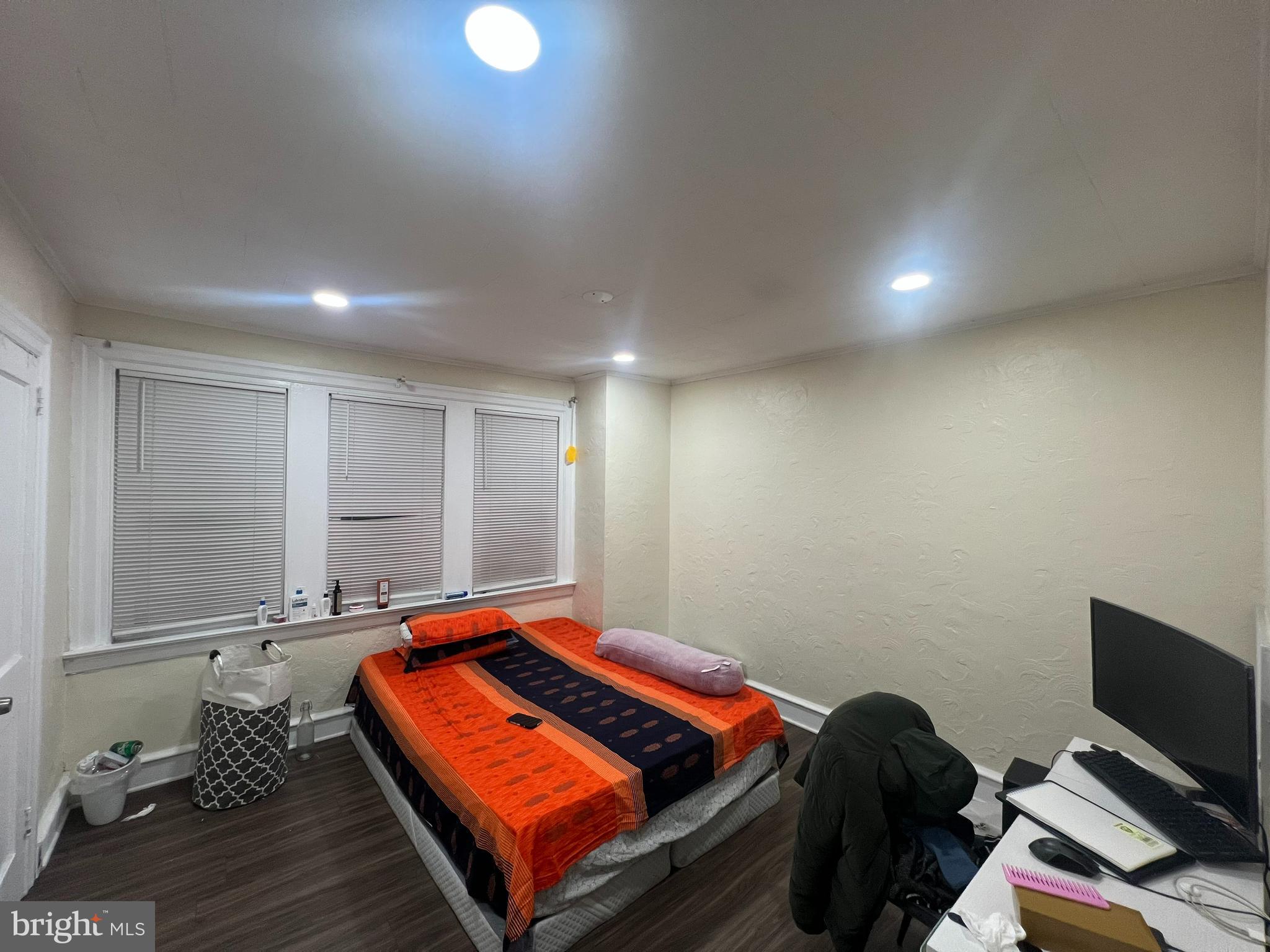 FOX CHASE - Commercial Sale