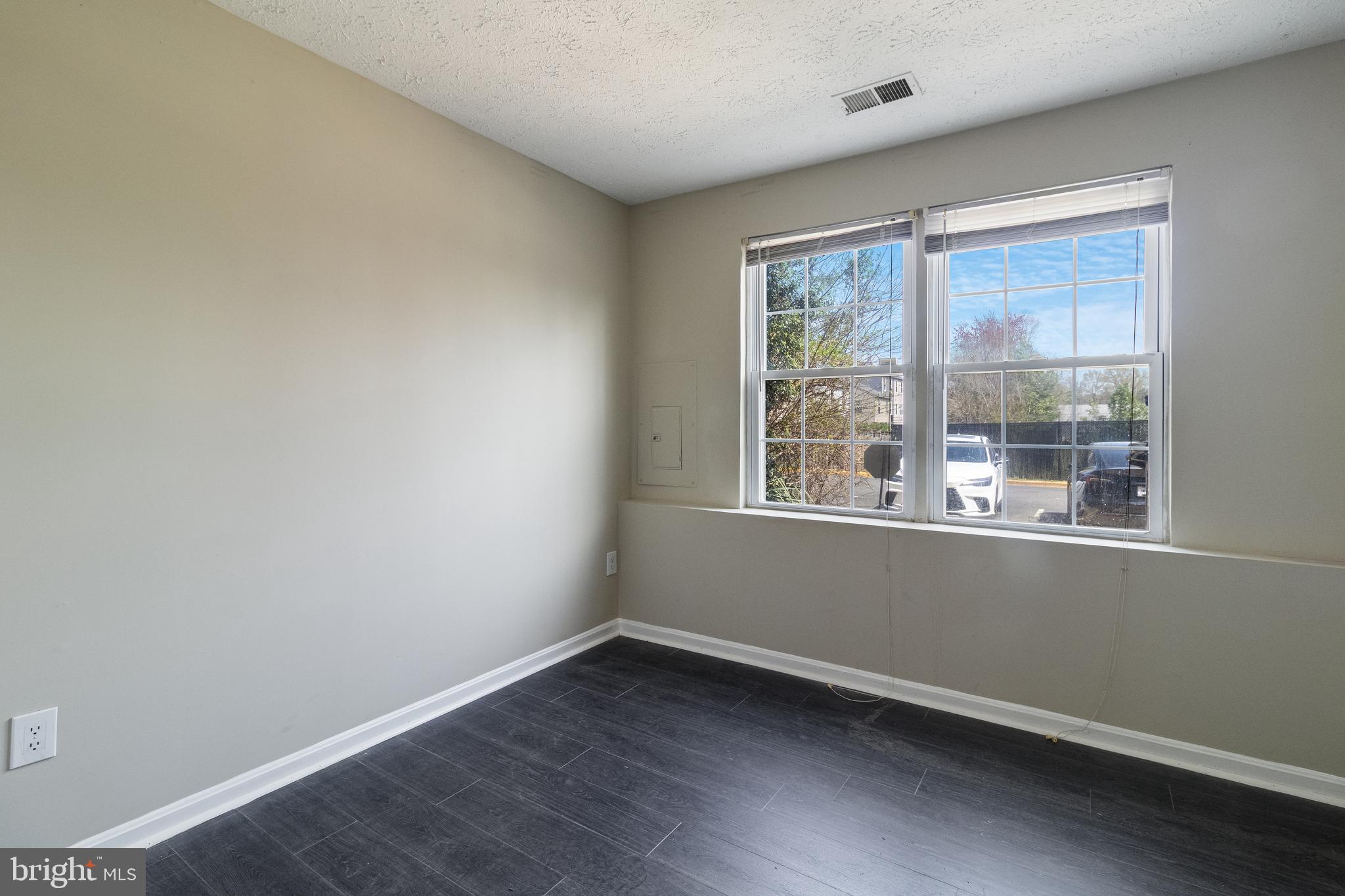 CARROLLS GREEN - Residential