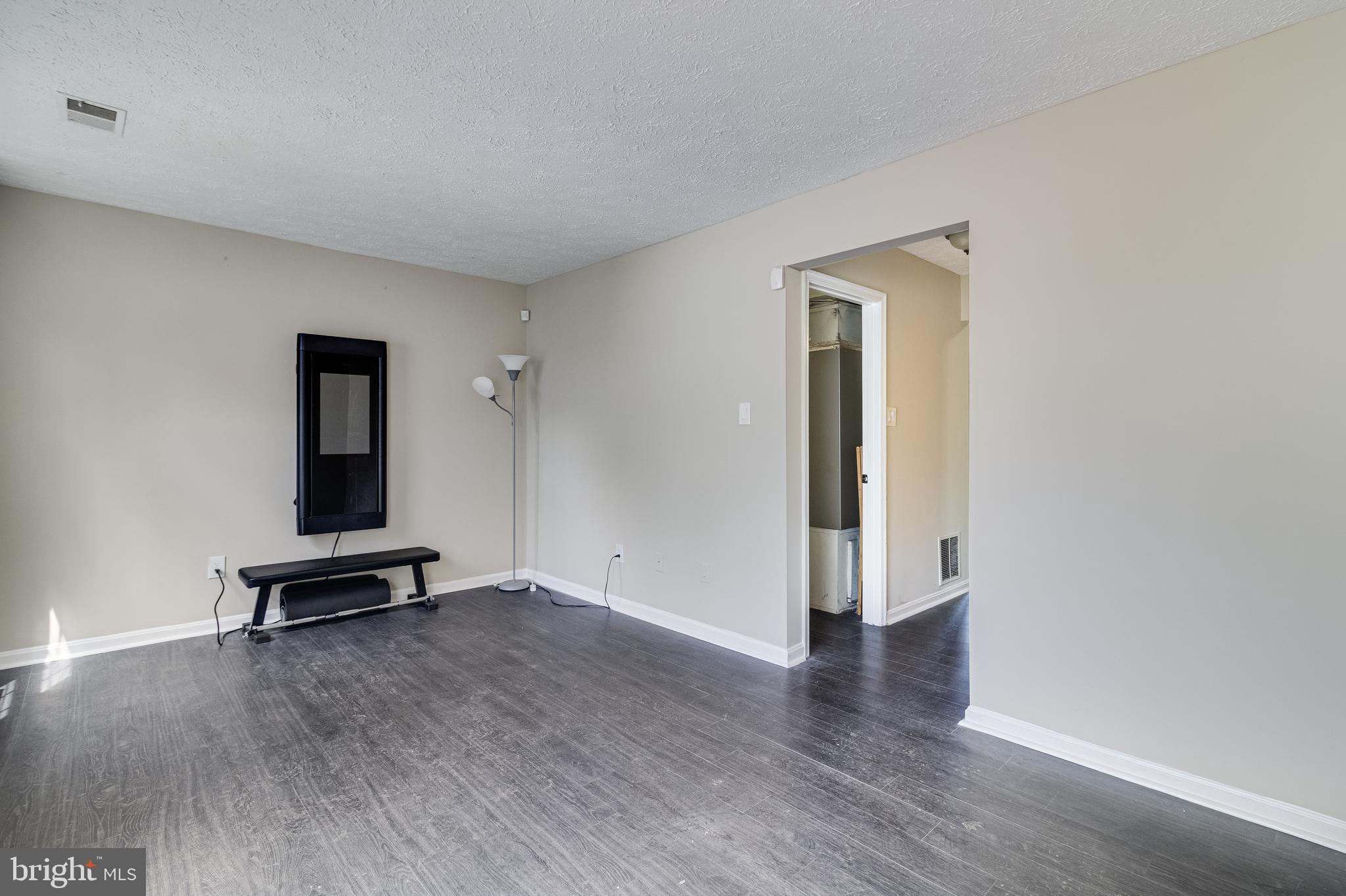 CARROLLS GREEN - Residential