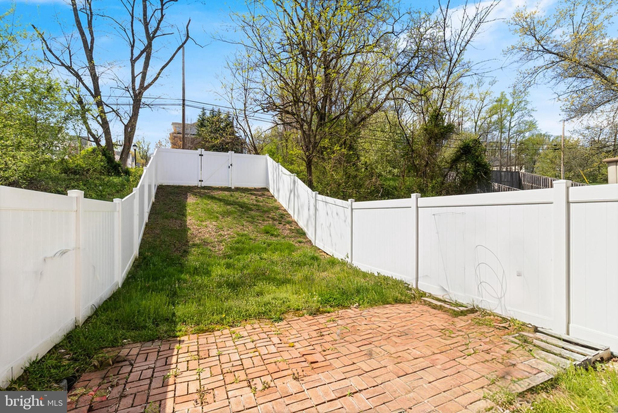 CARROLLS GREEN - Residential