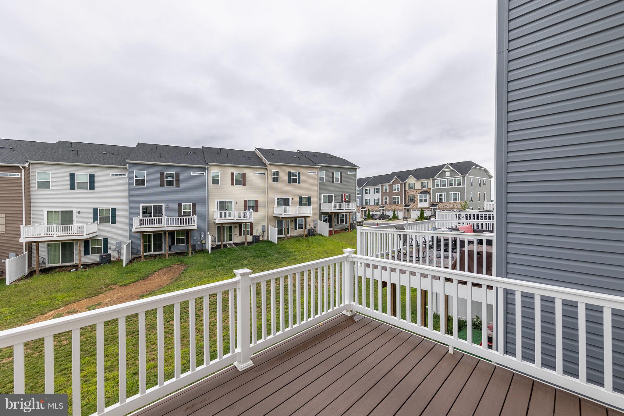 LAKE FREDERICK - Residential