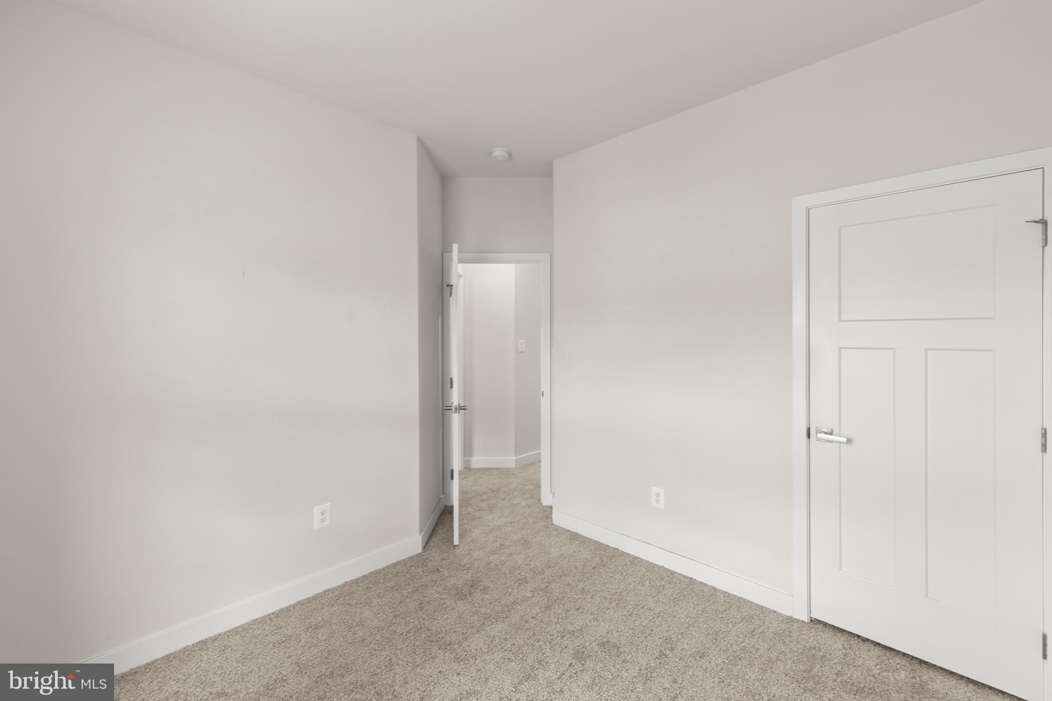 LAKE FREDERICK - Residential