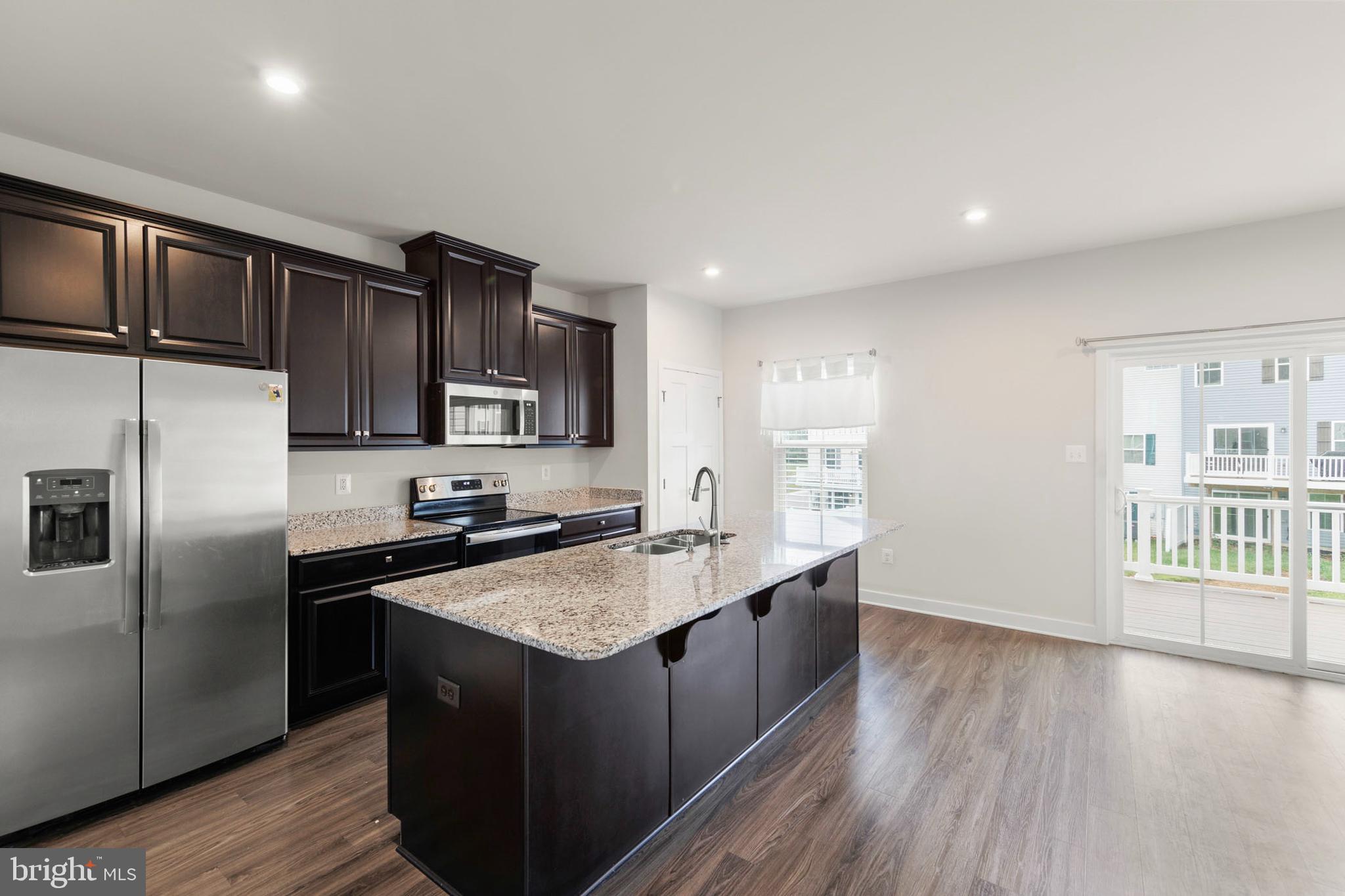 LAKE FREDERICK - Residential