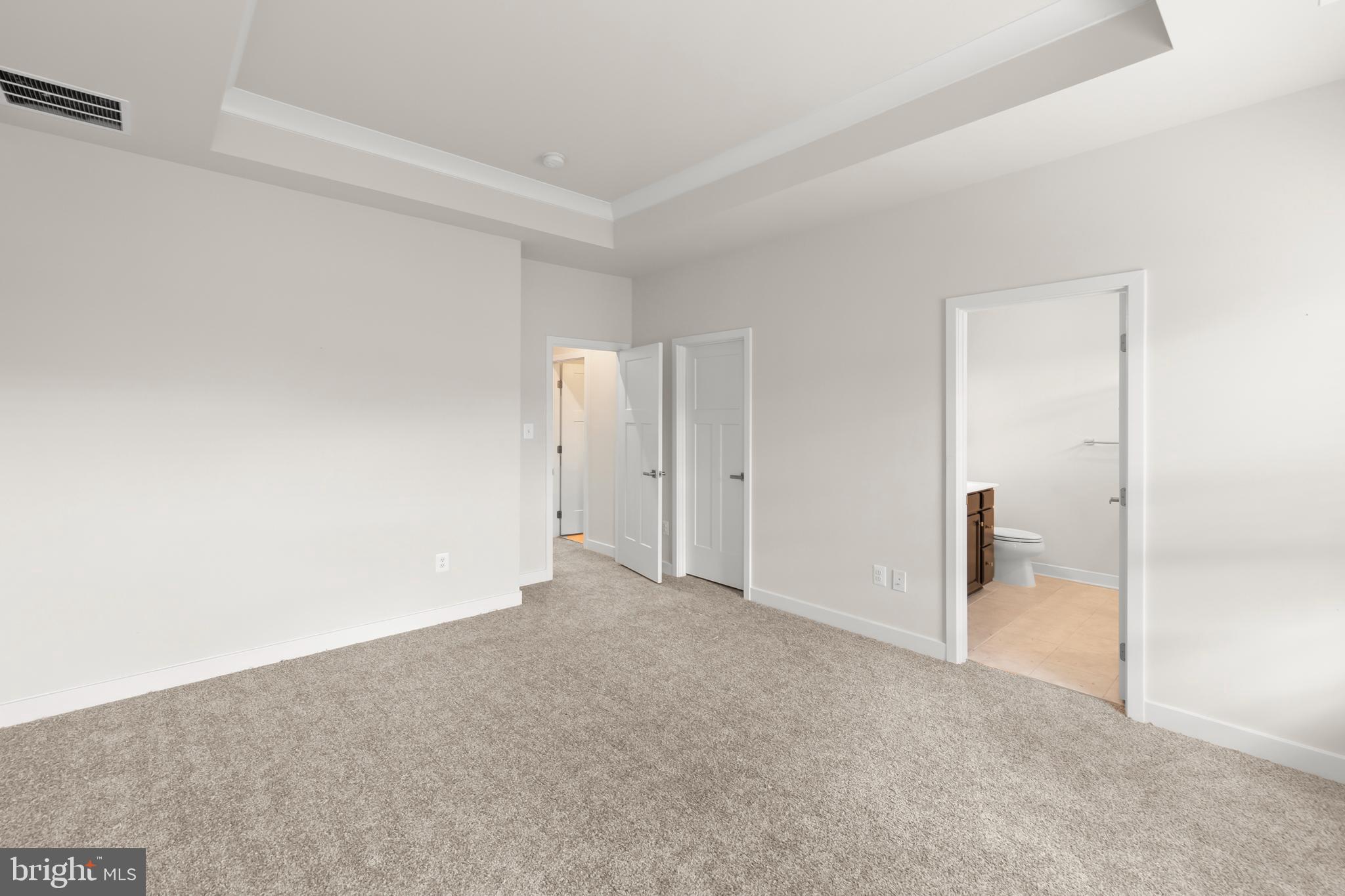 LAKE FREDERICK - Residential