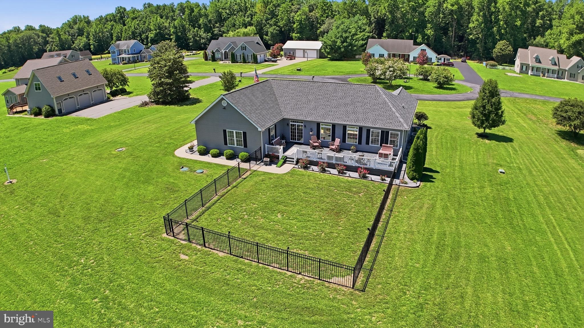 136 S PAULA LYNNE DRIVE