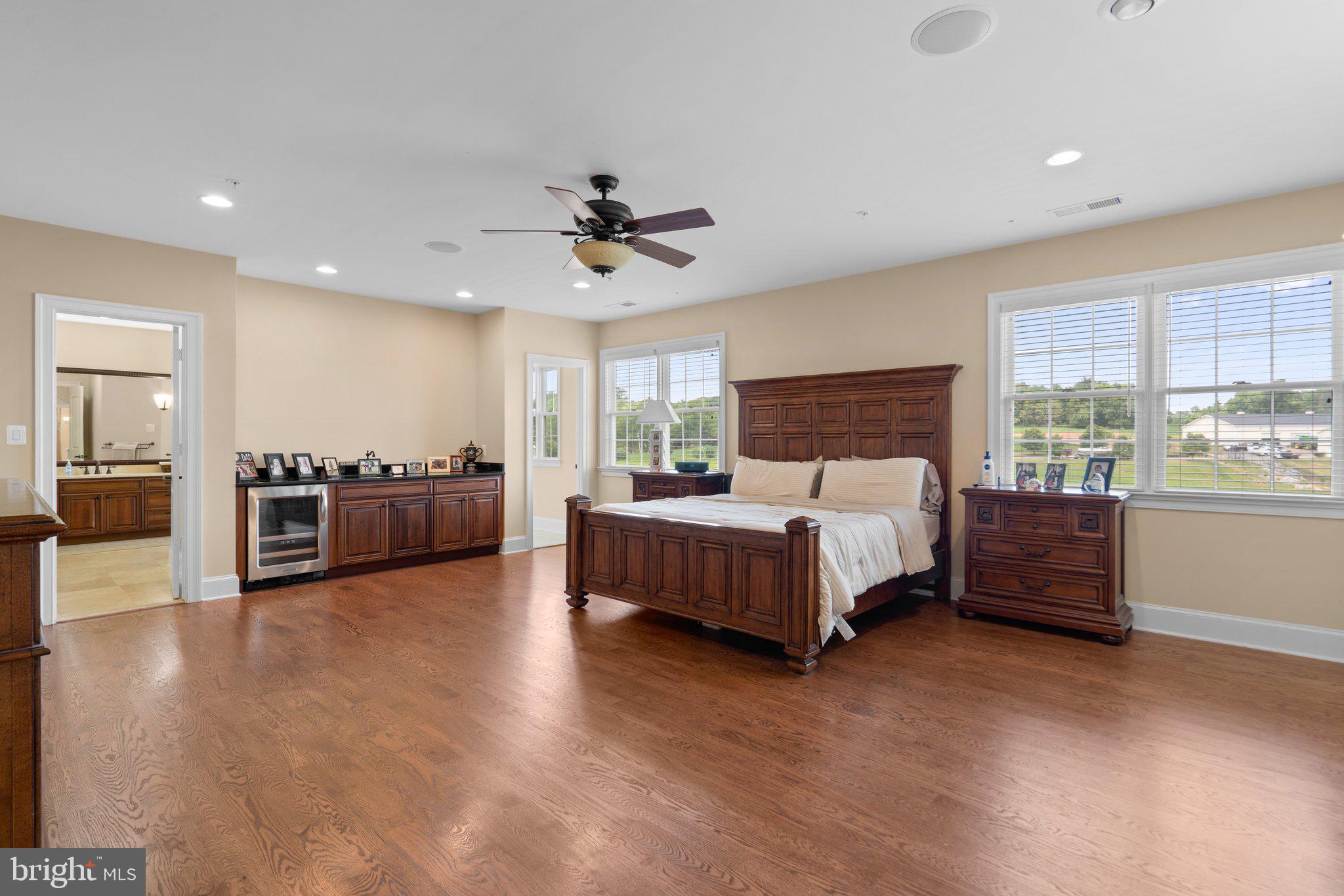 LAYTONSVILLE OUTSIDE - Residential