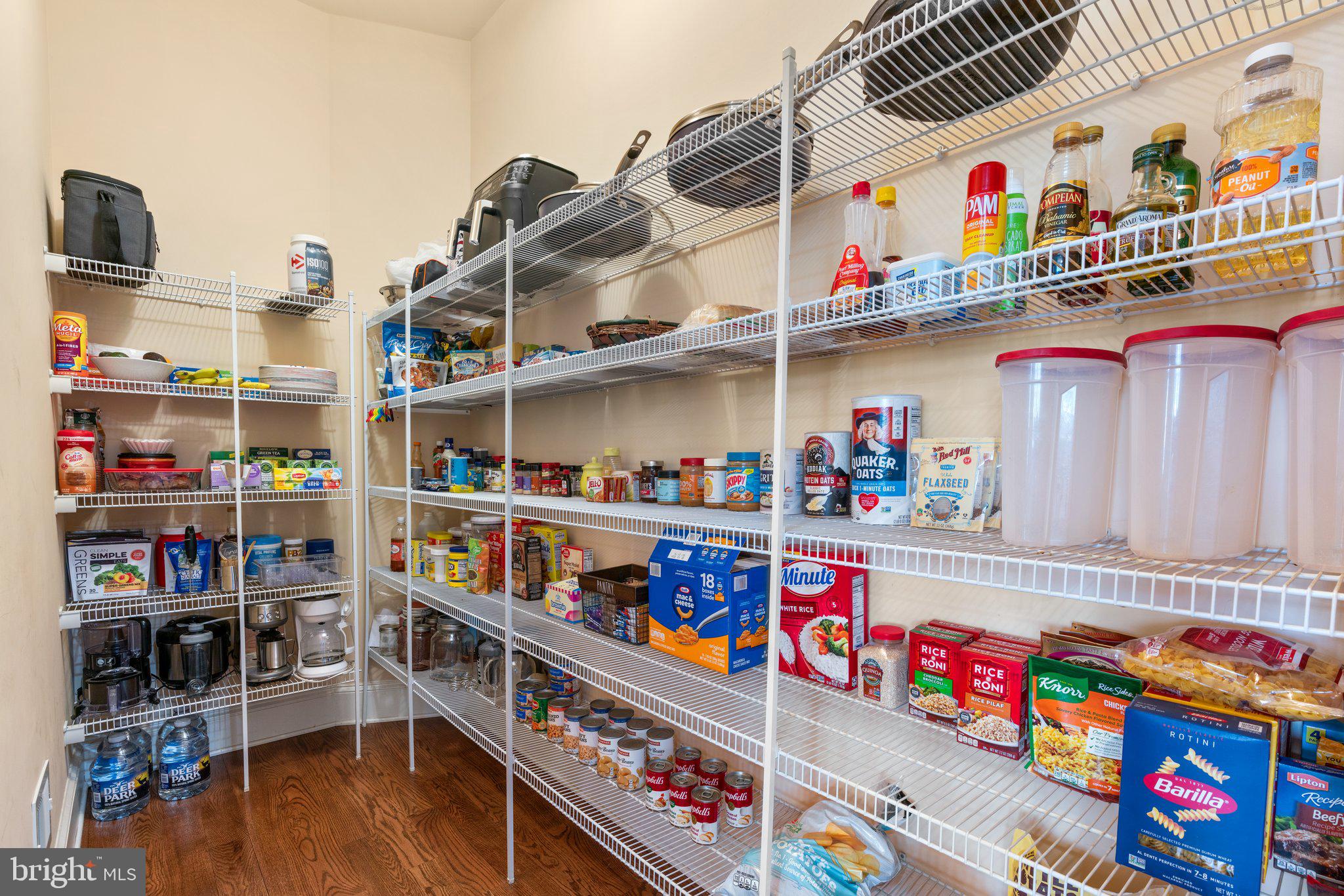 LAYTONSVILLE OUTSIDE - Residential