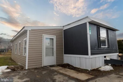 540 Palm City Park, Annville, PA MLS: PALN2018670