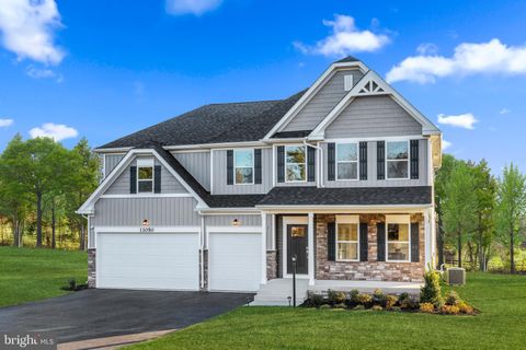 121 LILLIAN COURT FREDERICKSBURG VA 22406
