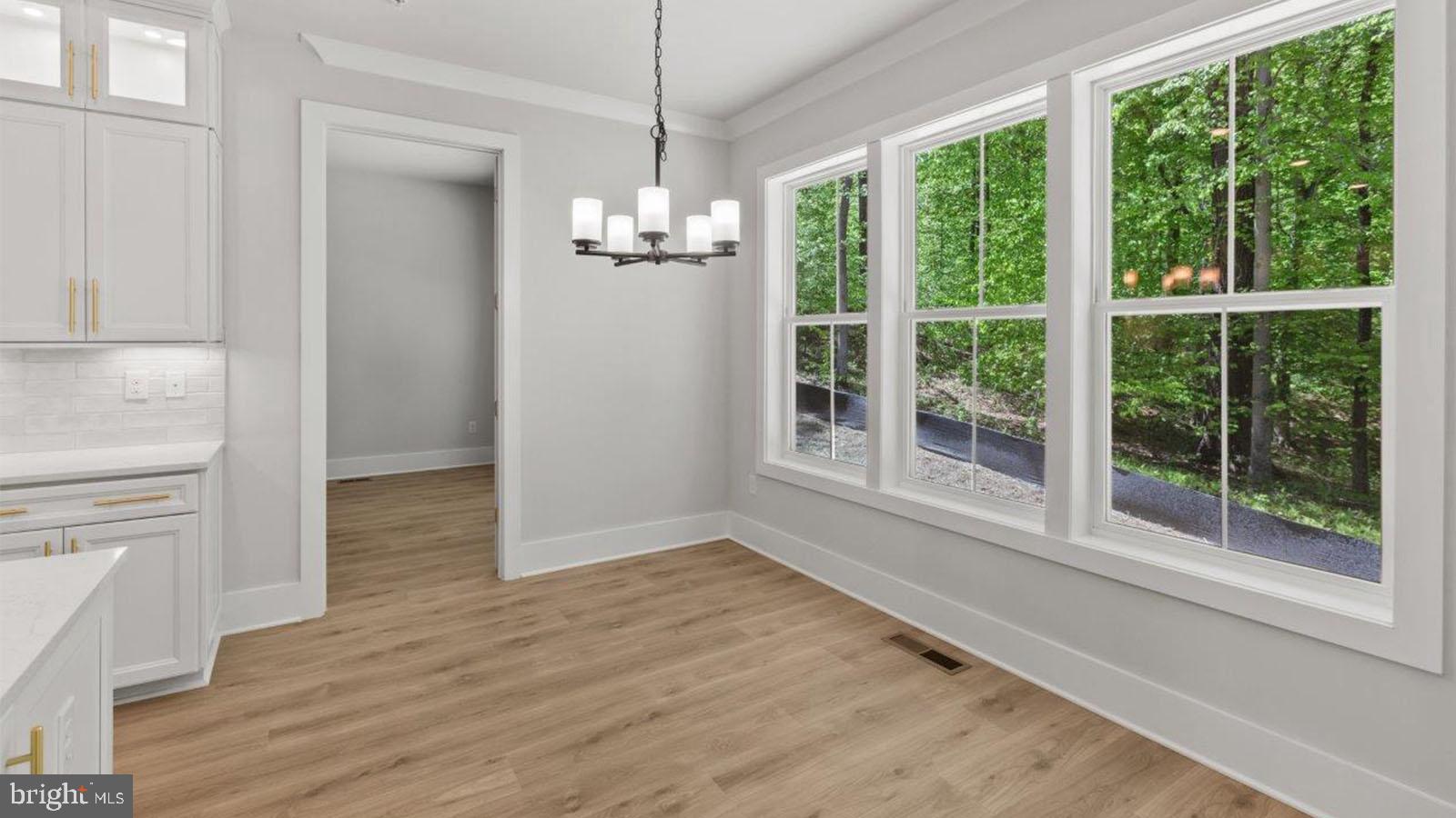 STILLVIEW ACRES - Residential