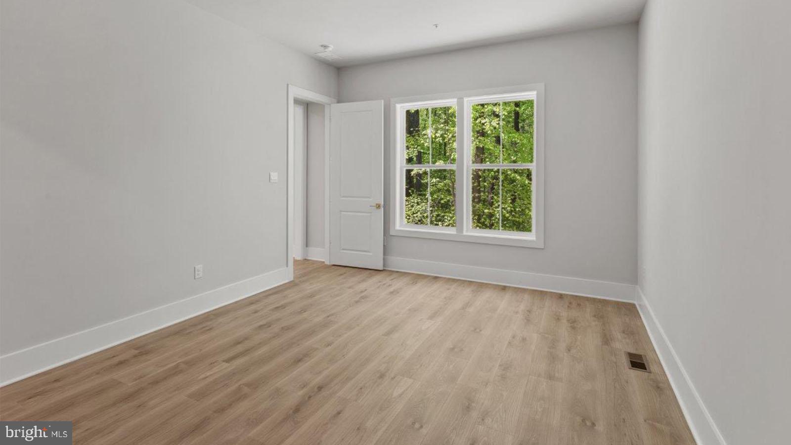 STILLVIEW ACRES - Residential