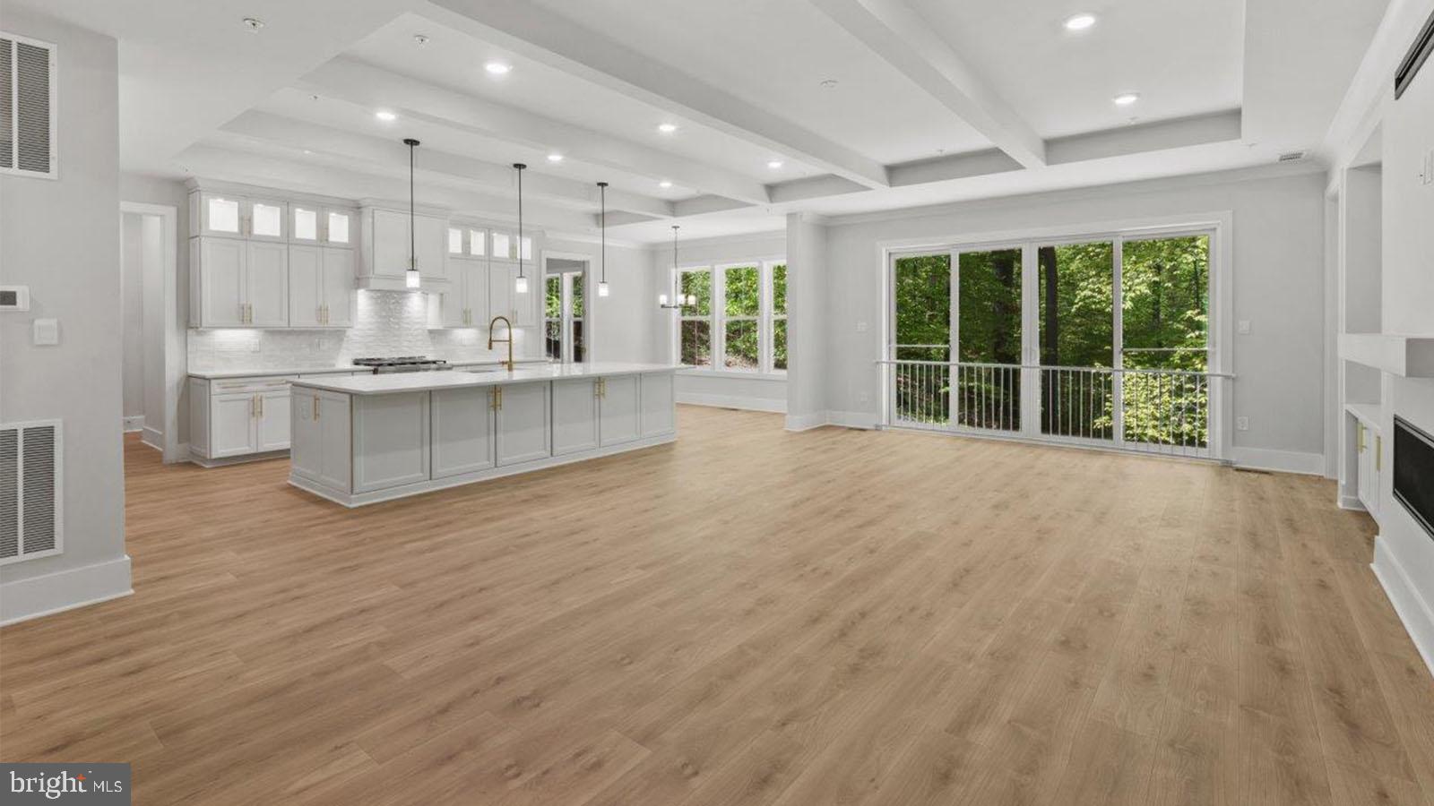 STILLVIEW ACRES - Residential